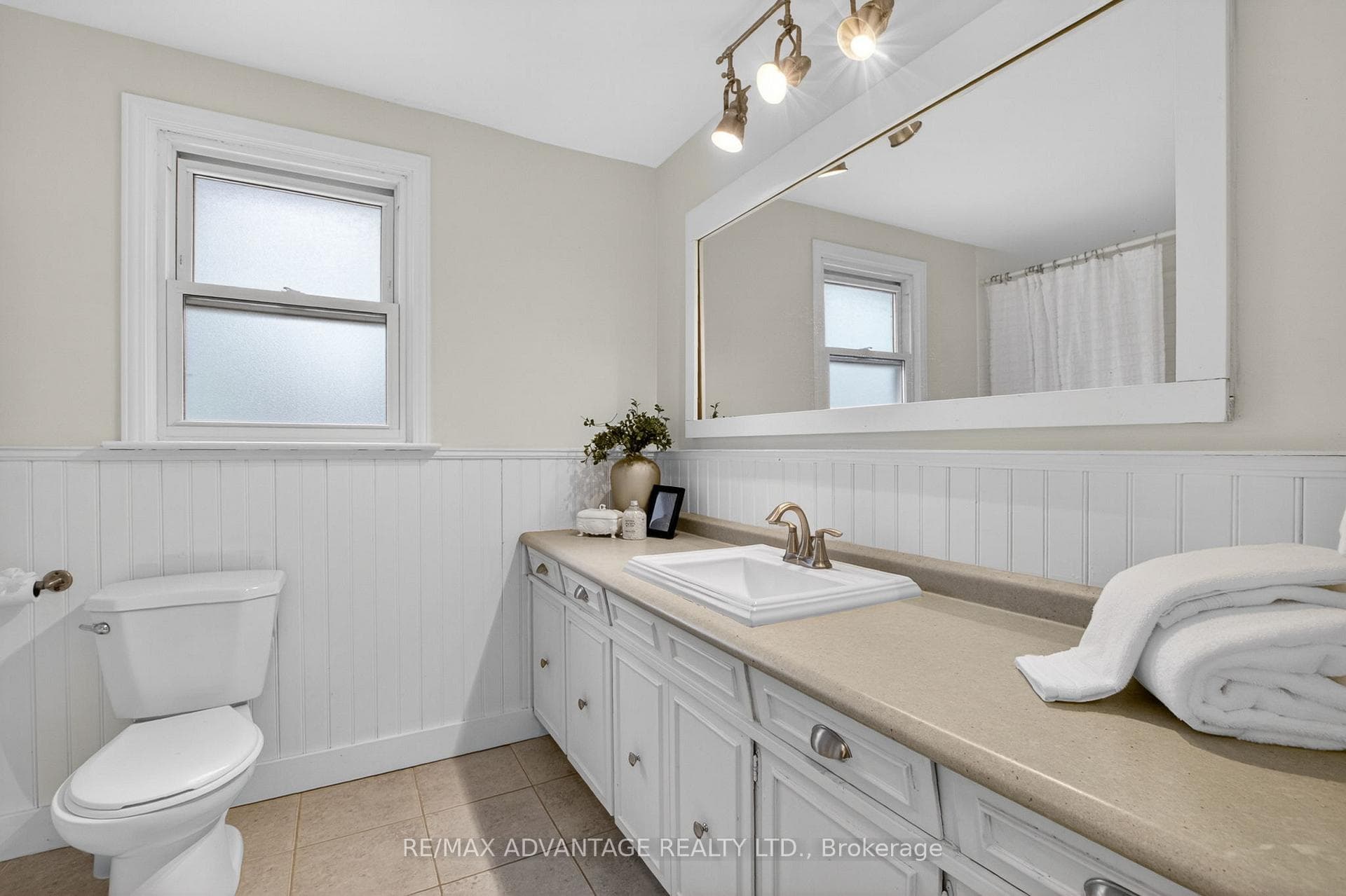 57 Nottinghill Crescent photo 24