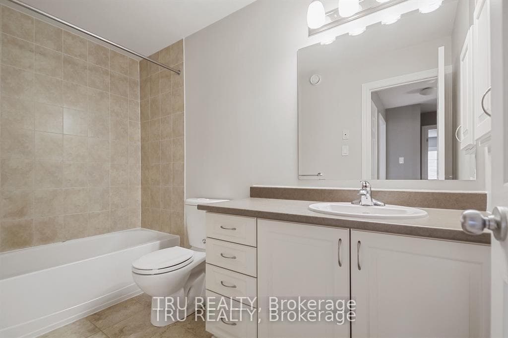122 Lindenshade Drive Unit 19 photo 18
