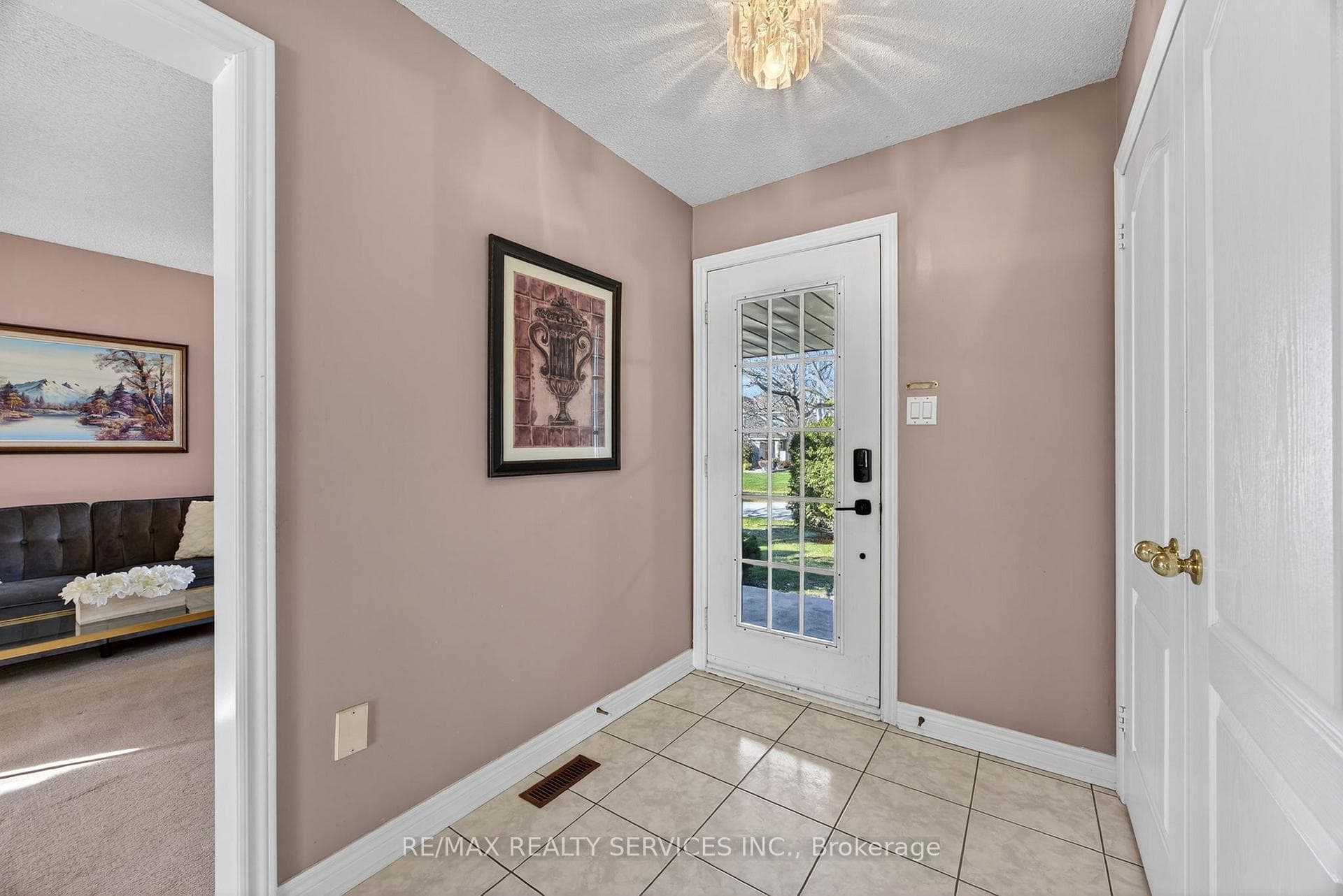 31 Gardenia Way photo 5