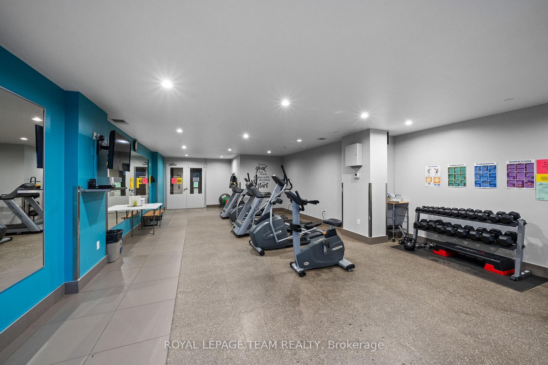 100 Champagne Avenue Unit 410 photo 26