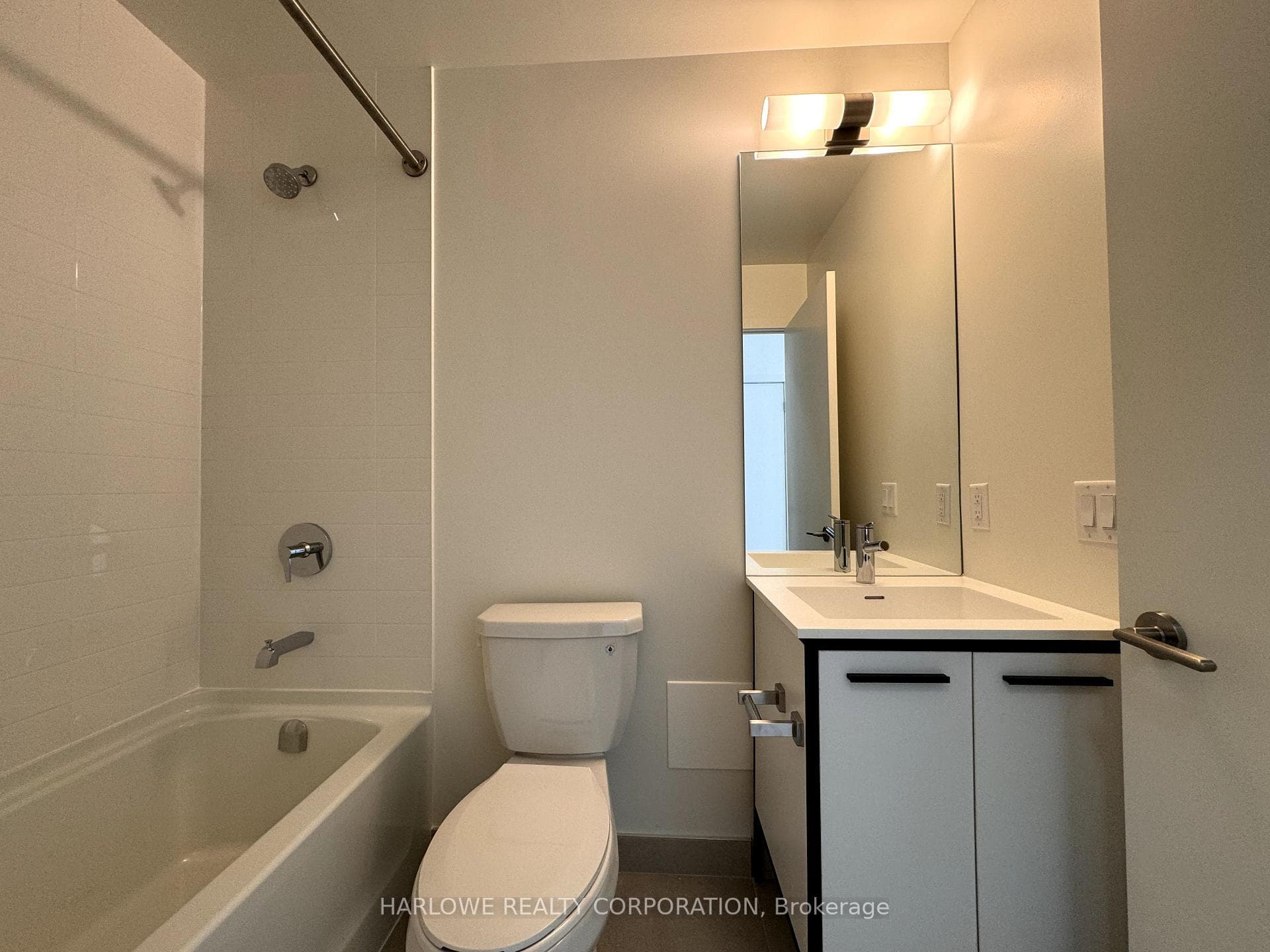 185 Deerfield Road Unit 1506 photo 13
