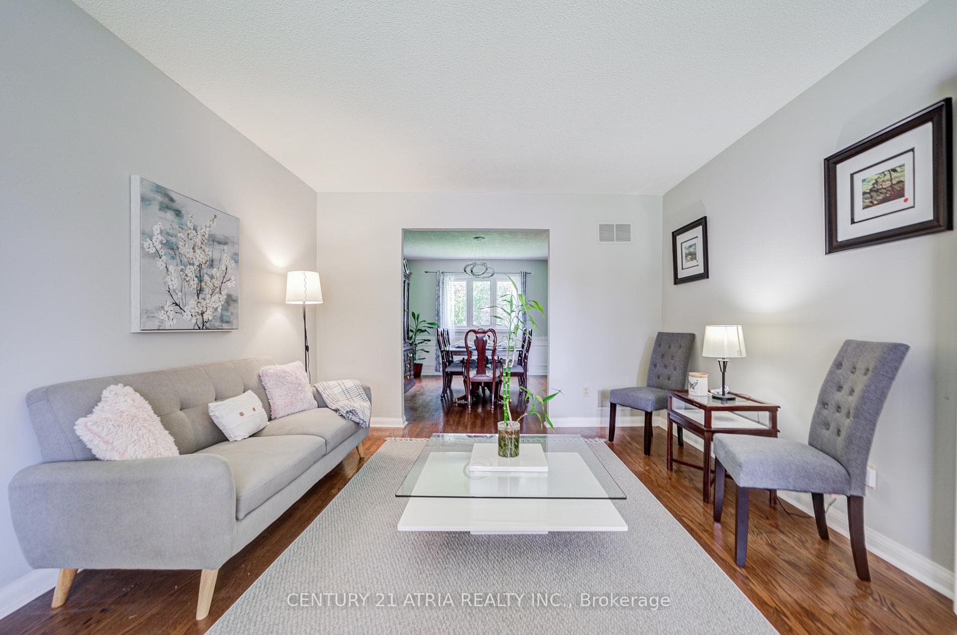 189 Louis Drive photo 9