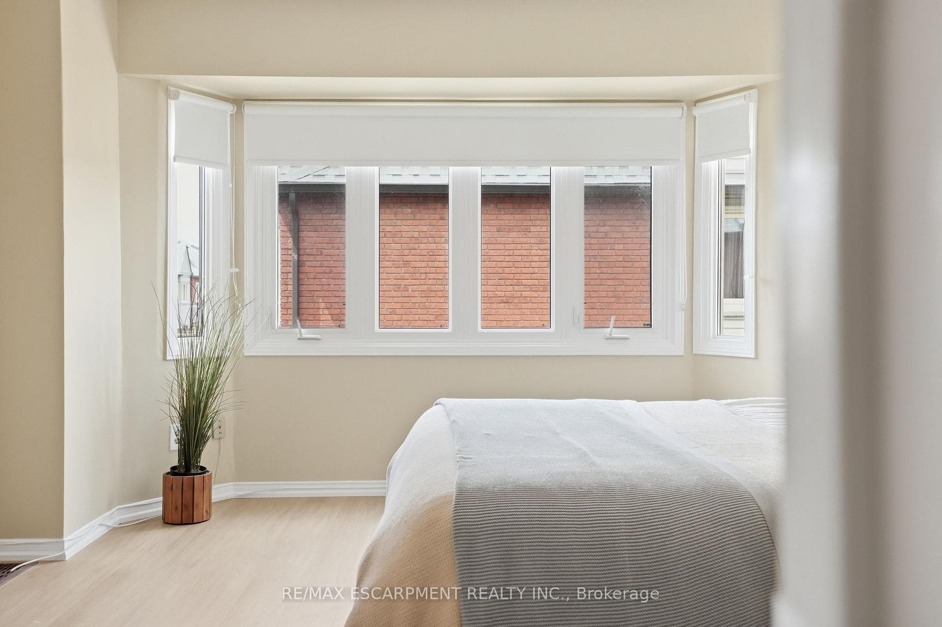 895 Maple Avenue Unit 317 photo 13