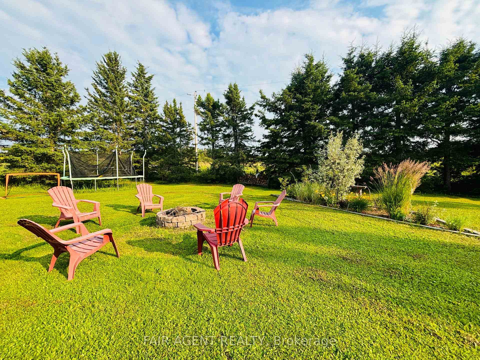 79 STE MARIE Road photo 38