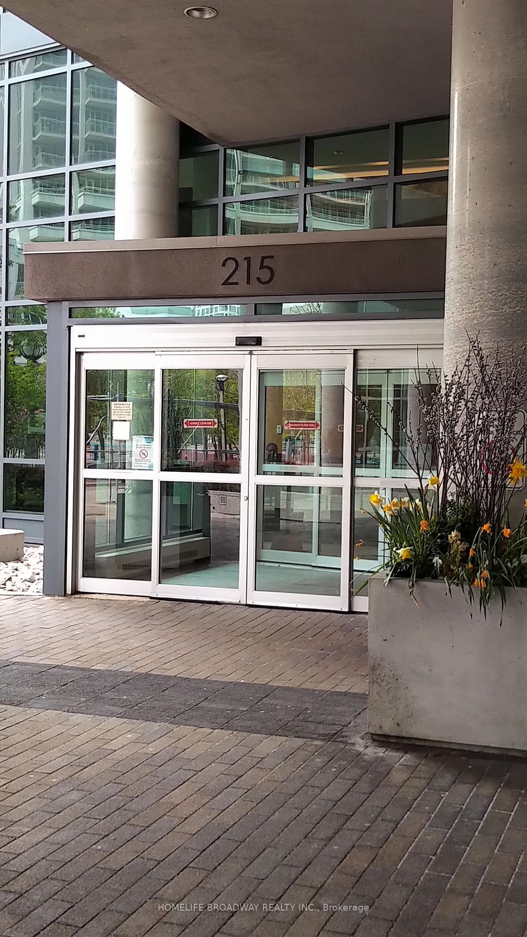 215 Fort York Boulevard Unit 2709 photo 1