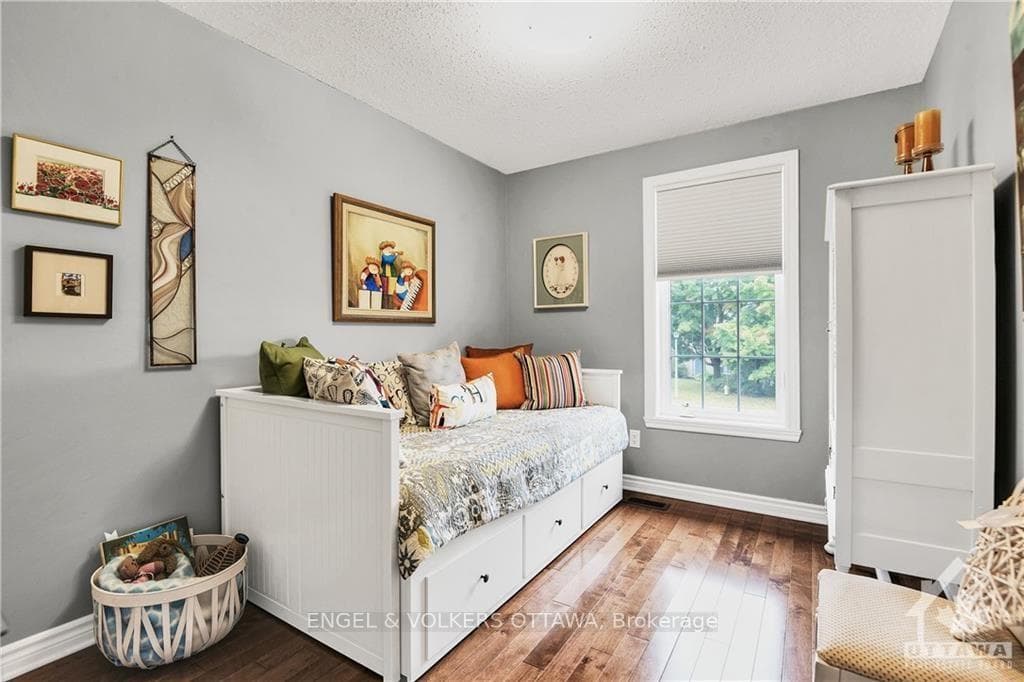 10 FOXRUN Lane photo 17