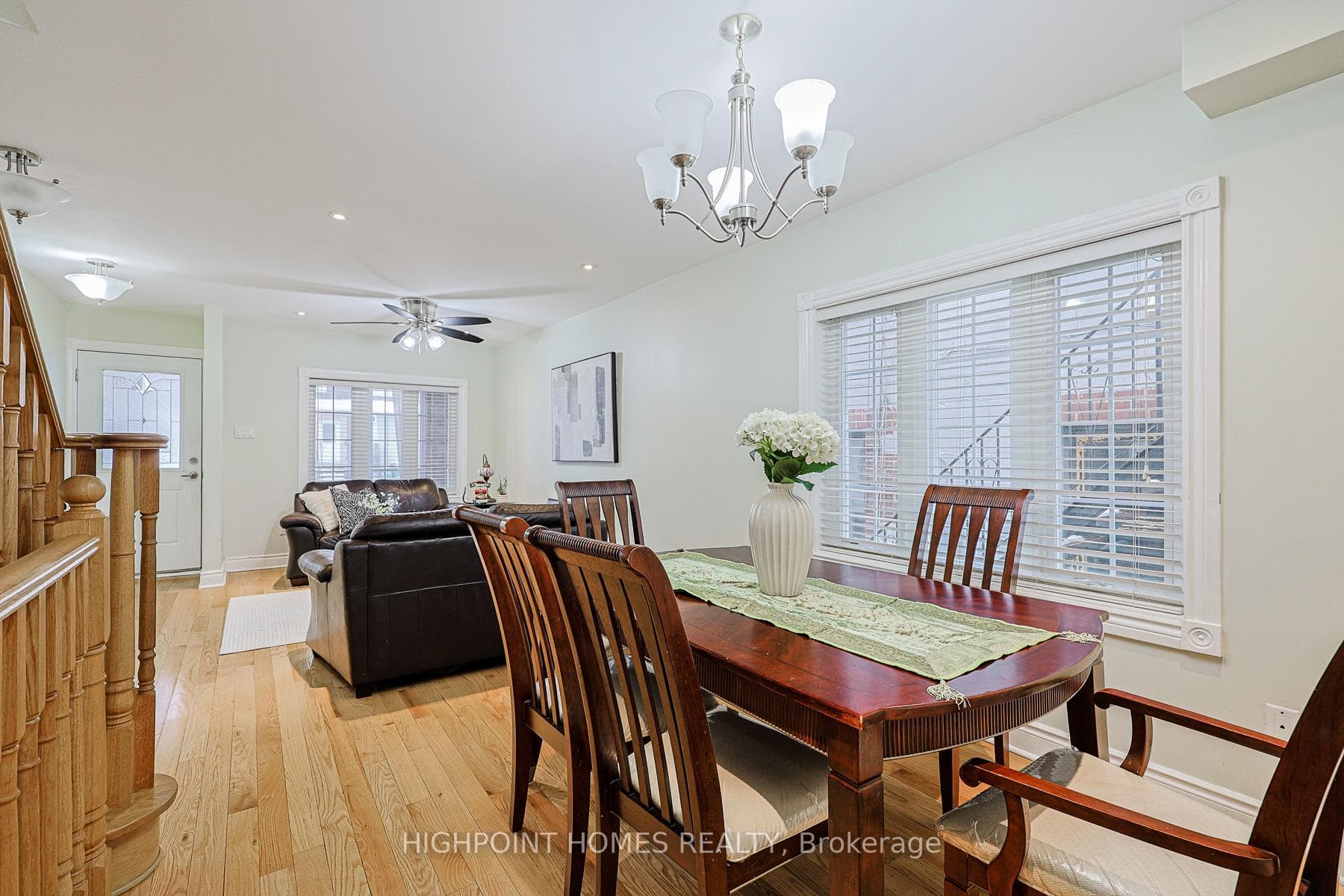 387 Sammon Avenue photo 11