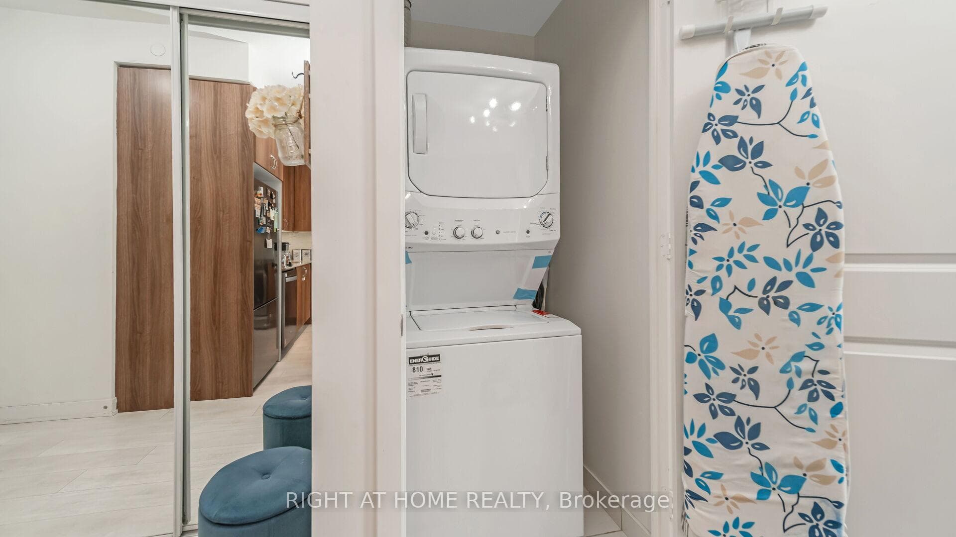4655 Glen Erin Drive Unit 206 photo 33