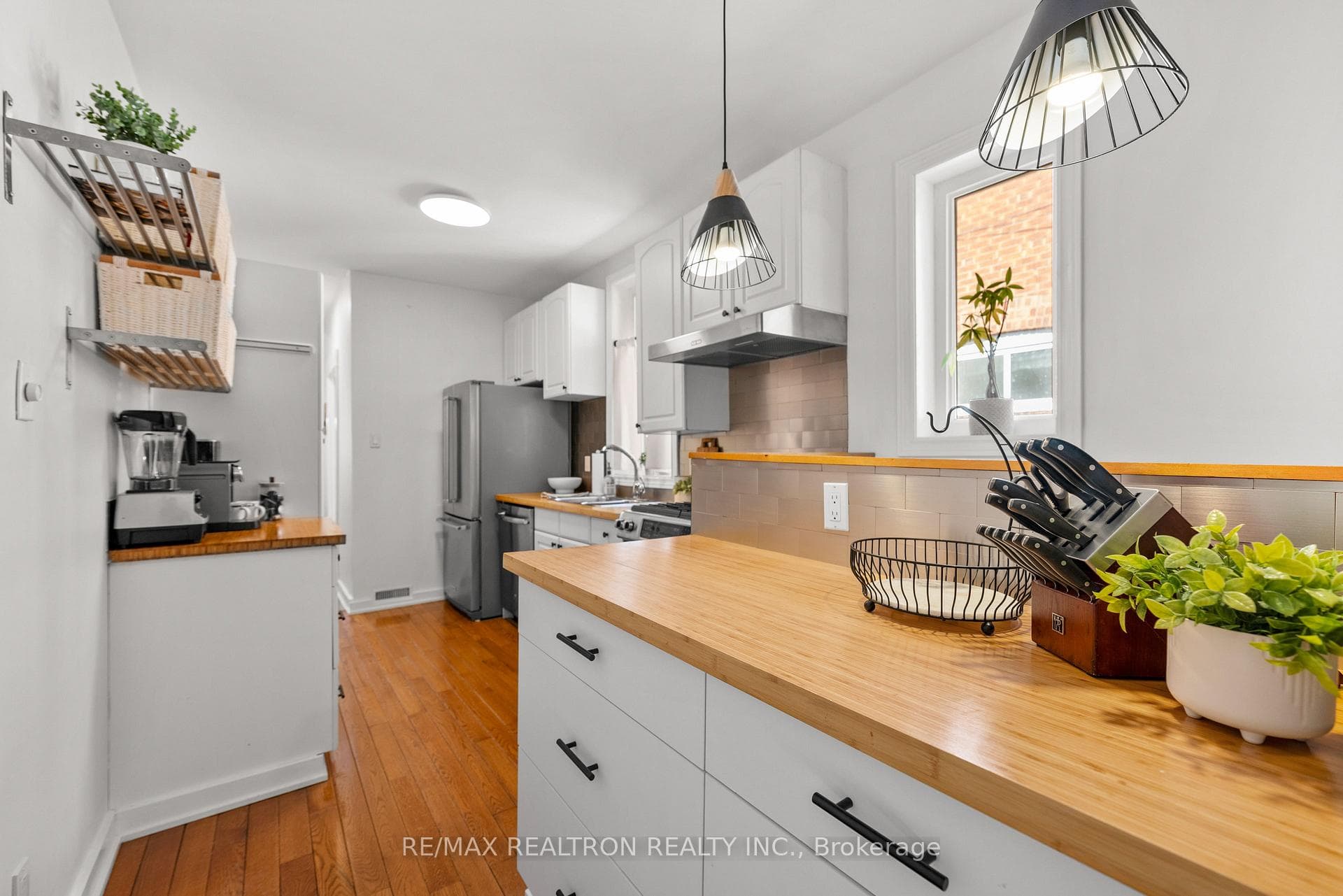 111 Fifth Street photo 12