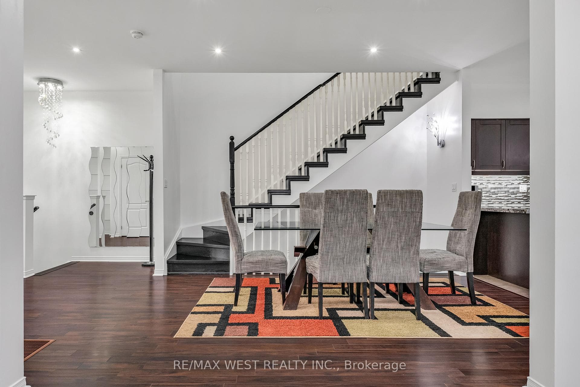 155 Galloway Road photo 17