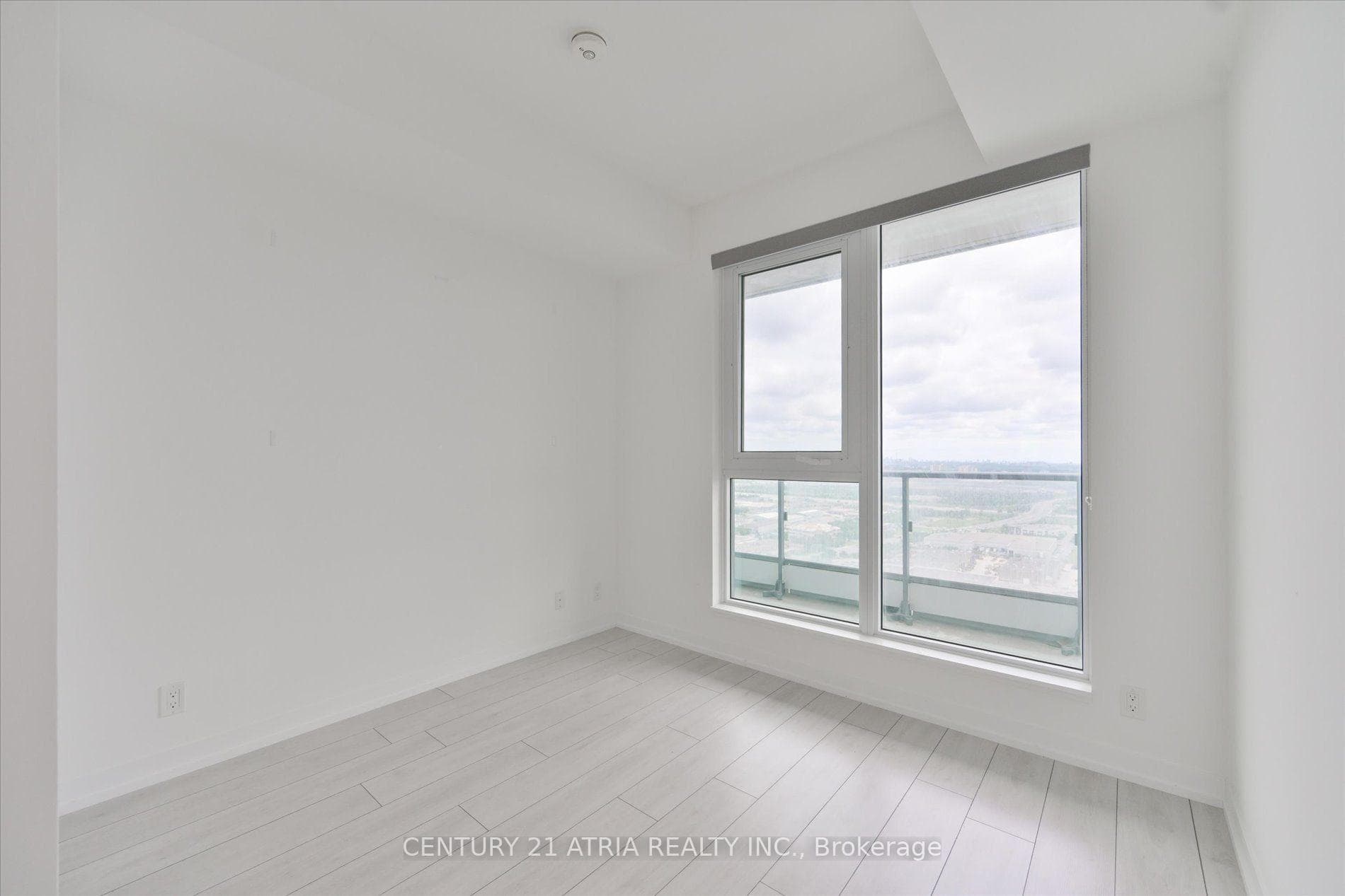 5 Buttermill Avenue Unit 4006 photo 9