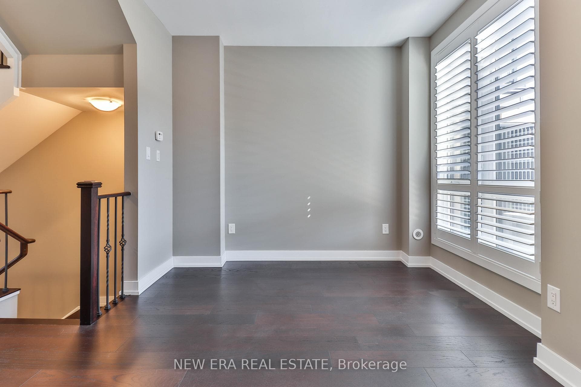 81 Stauffer Crescent photo 22