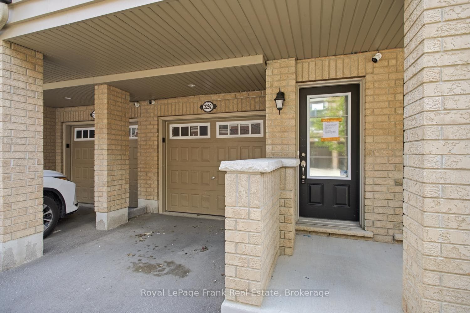 2292 Chevron Prince Path photo 2