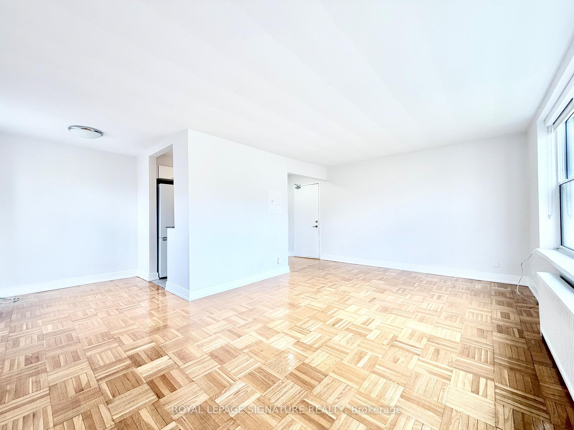 1545 Bathurst Street Unit 201 photo 3