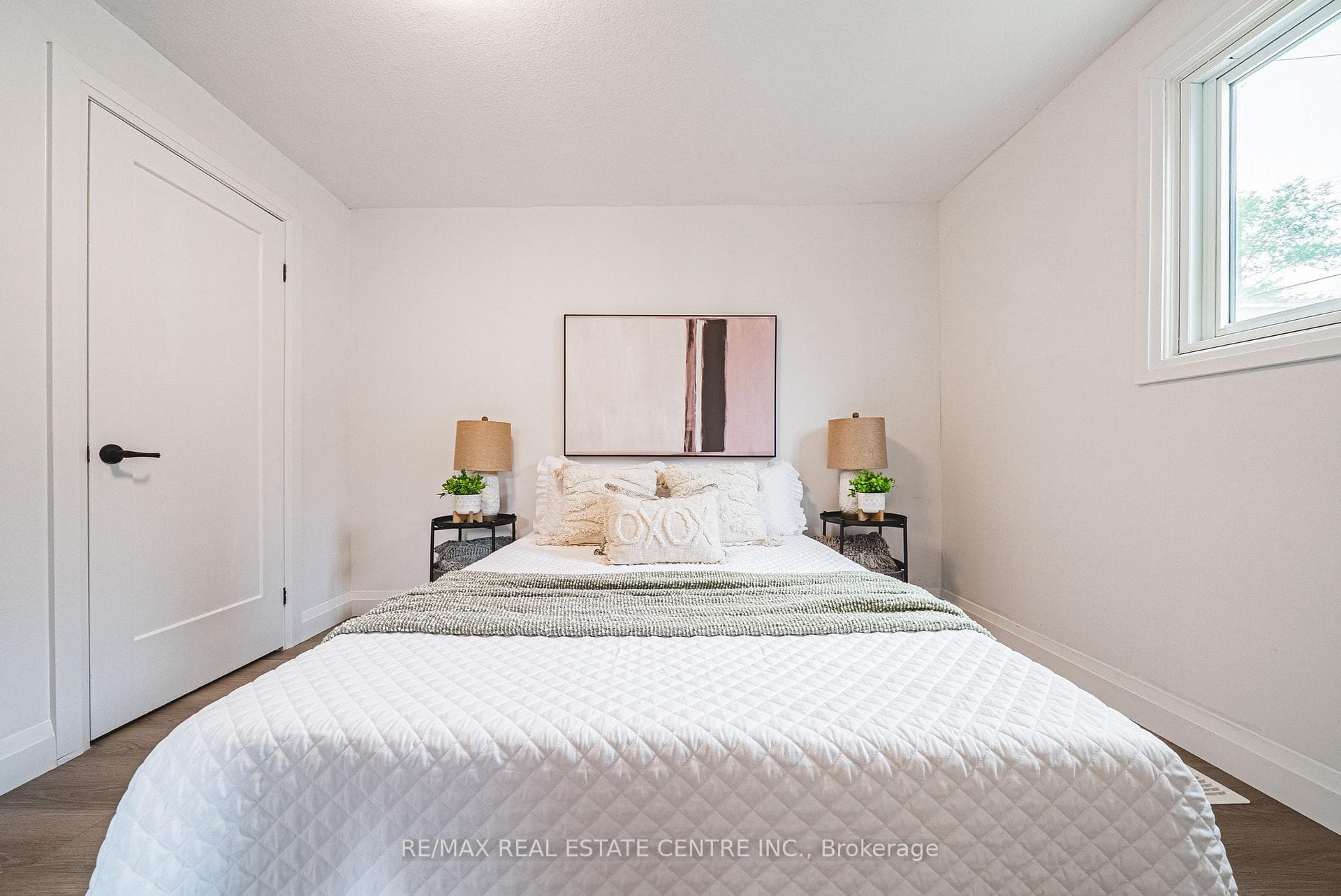 11 Broadview Crescent photo 20