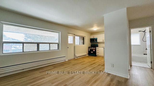 359 Hilton Avenue Unit 1 photo 3