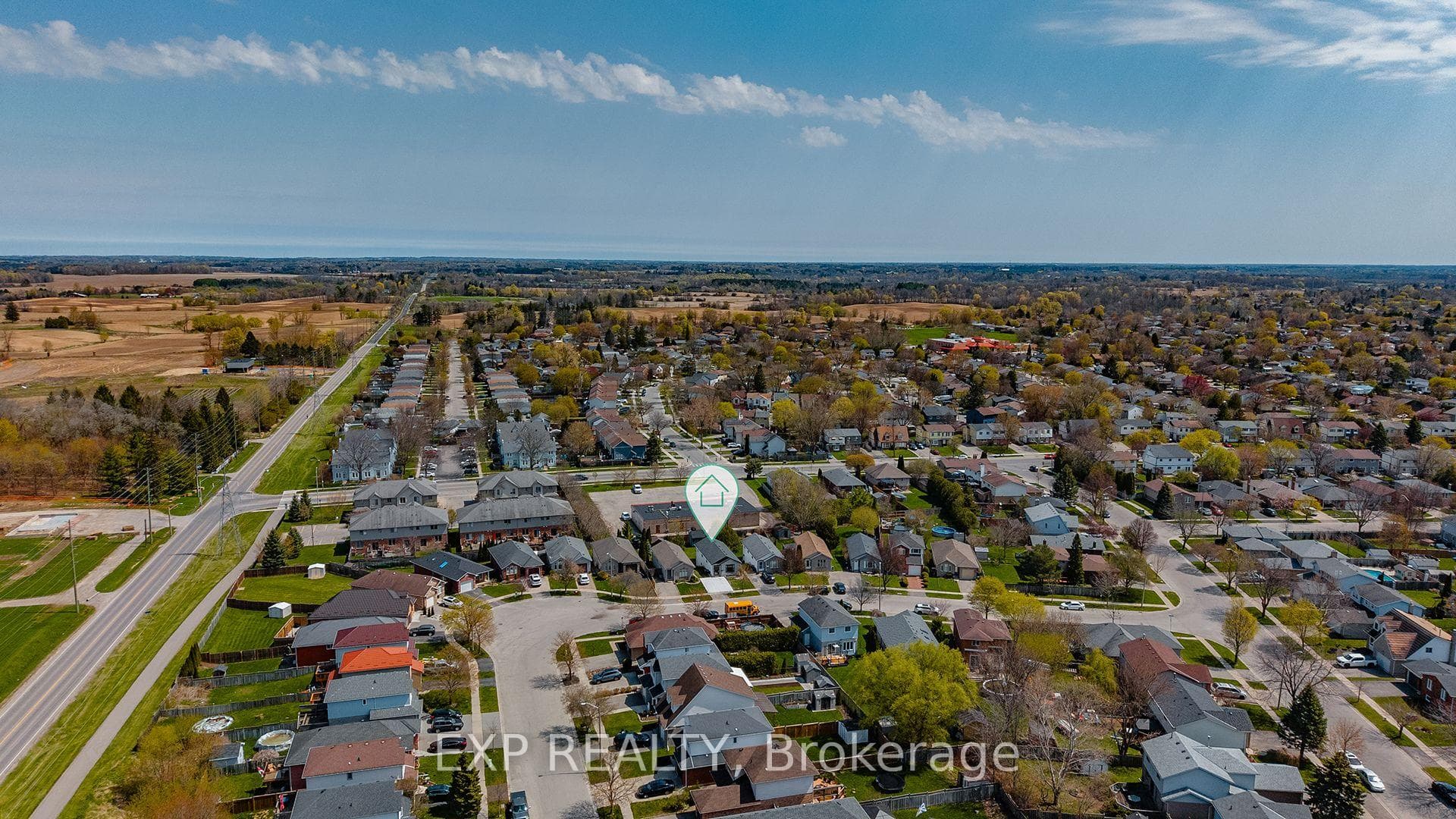 101 Anastasia Crescent photo 25