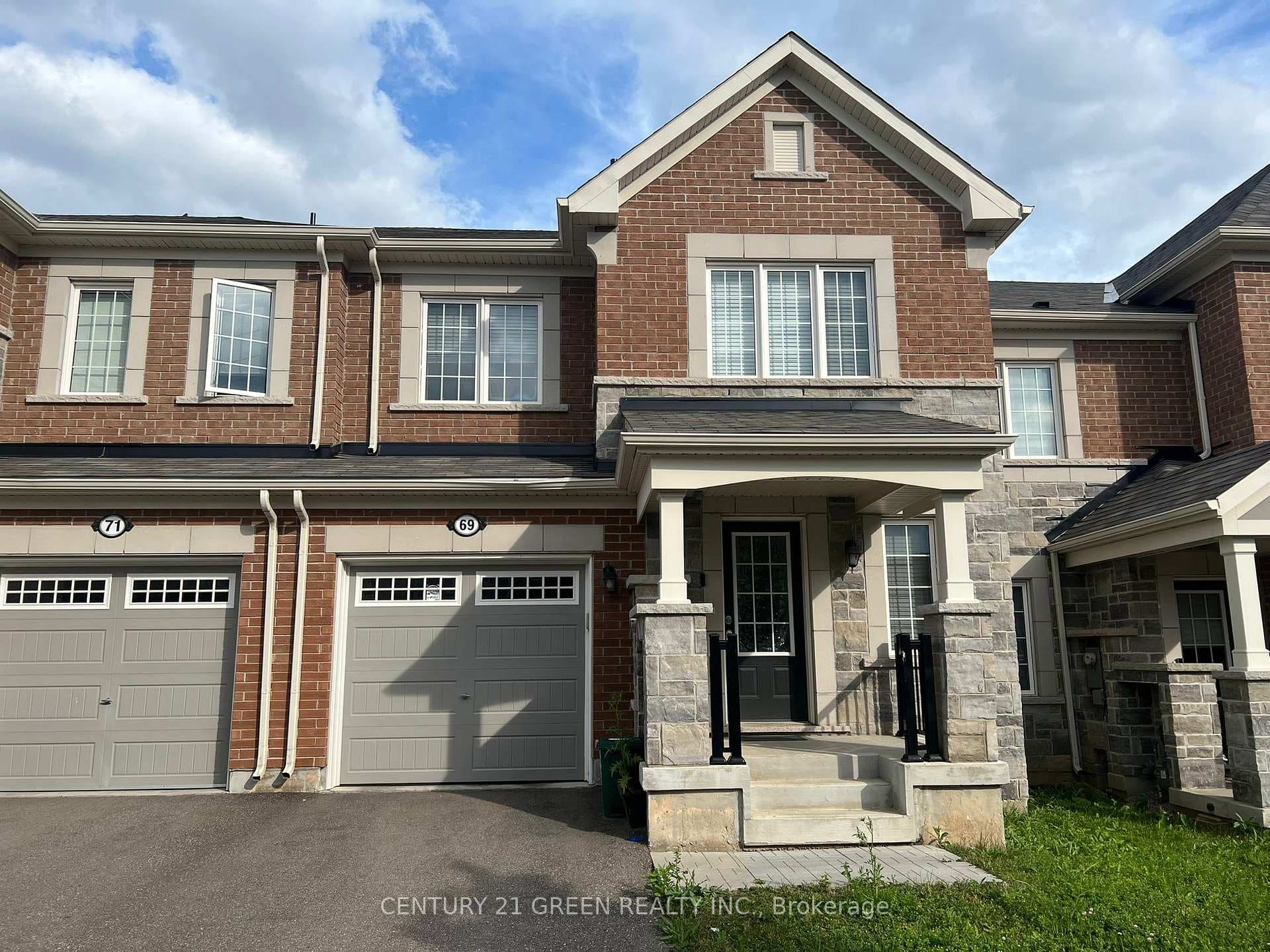 69 Reichert Court photo 1