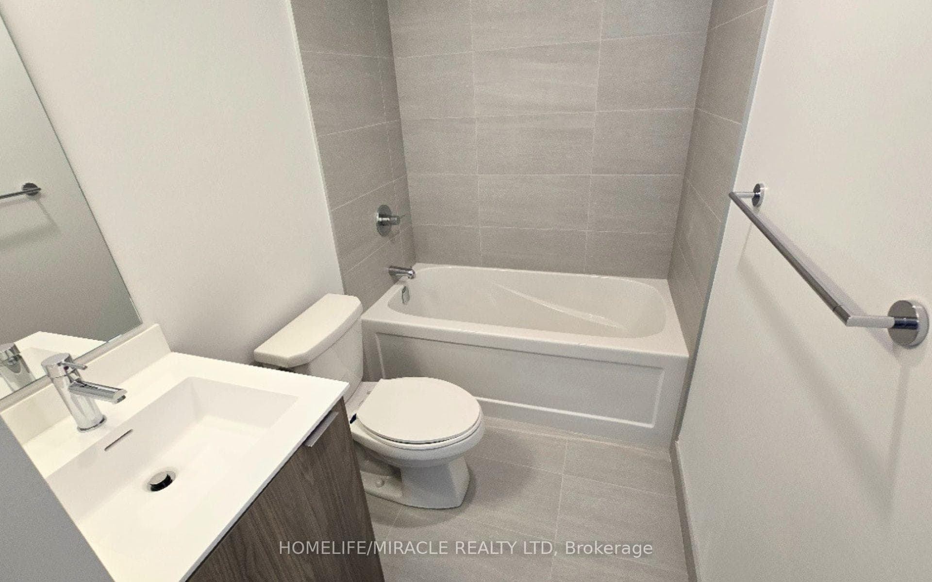 20 Deans Drive Unit 611 photo 13
