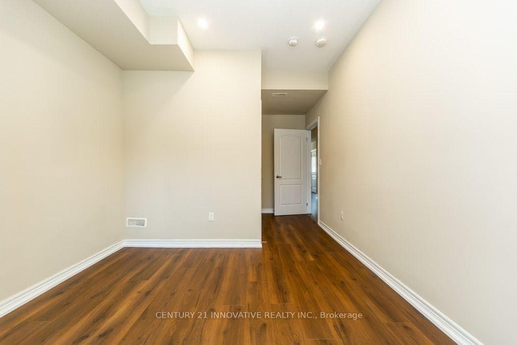 40 Waterstone Way photo 13