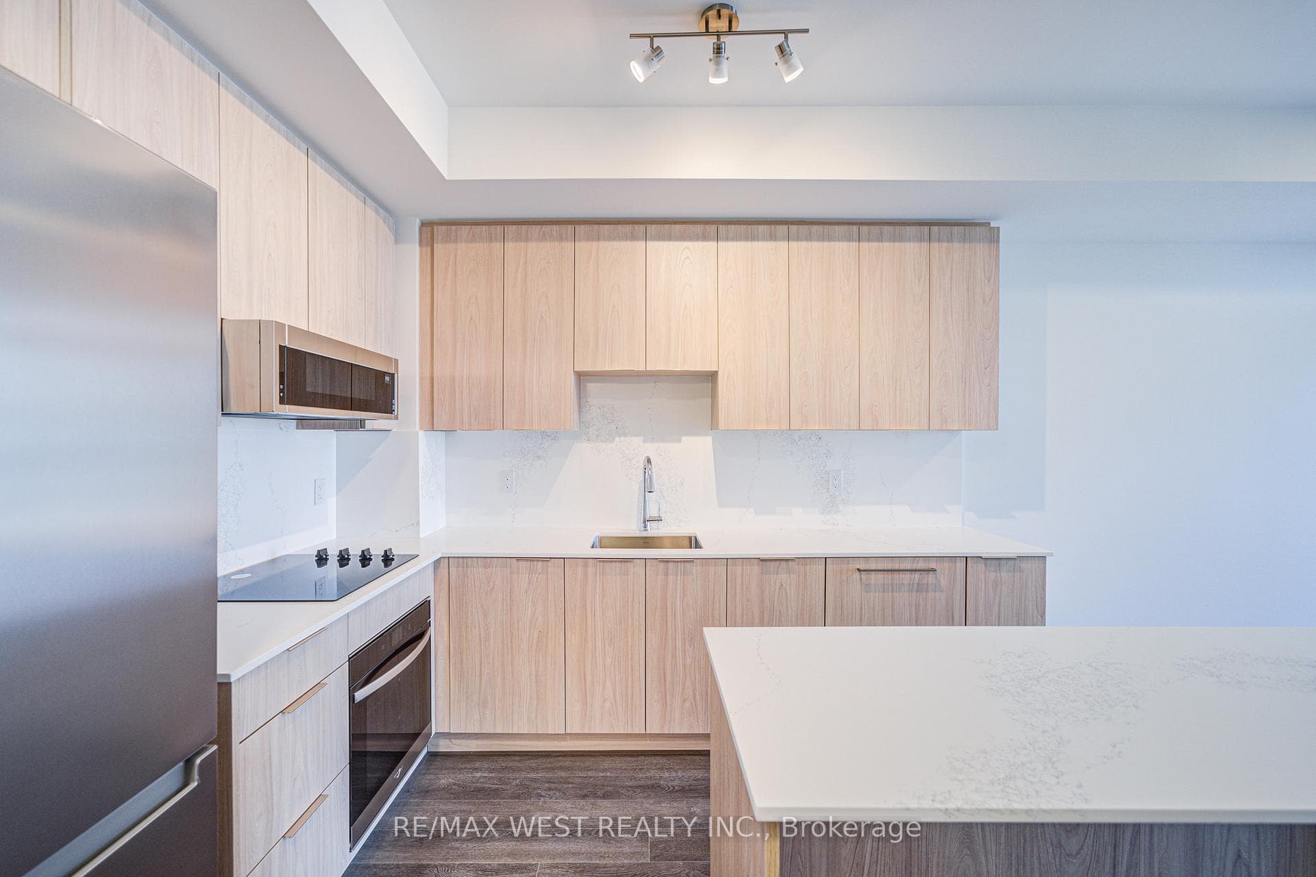 2501 Saw Whet Boulevard Unit 551 photo 16