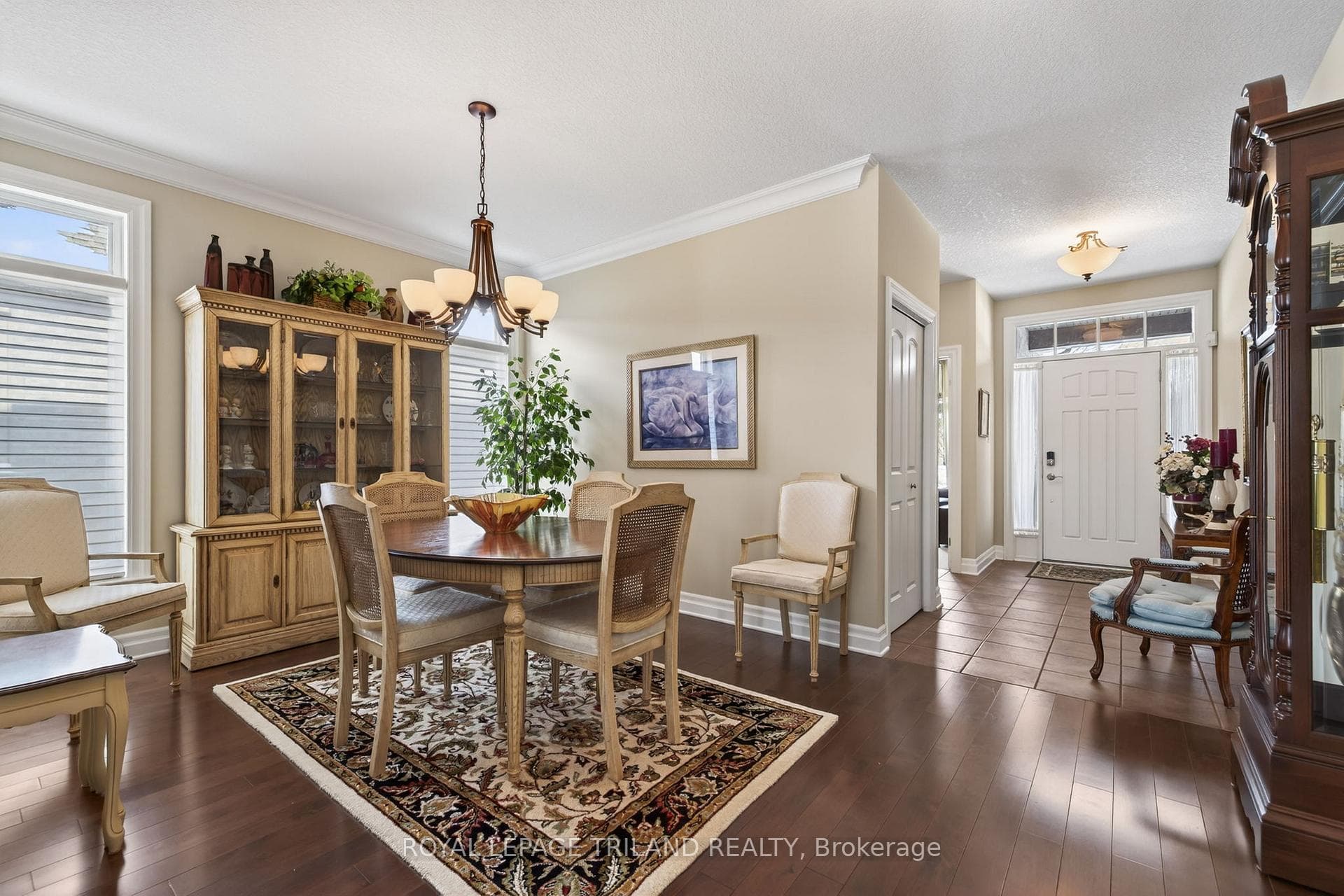 3278 Colonel Talbot Road Unit 202 photo 11