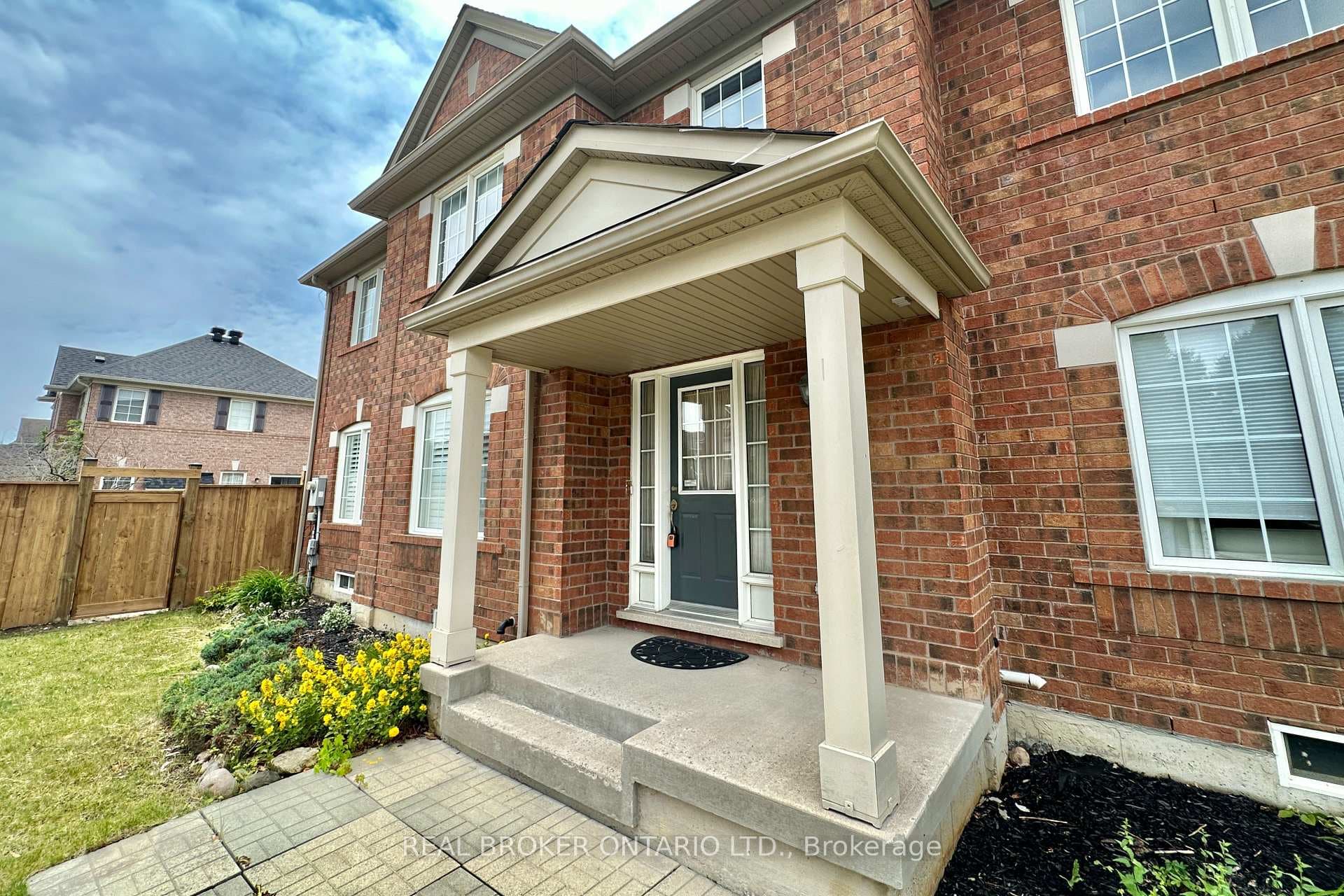 1 Armando Drive photo 3