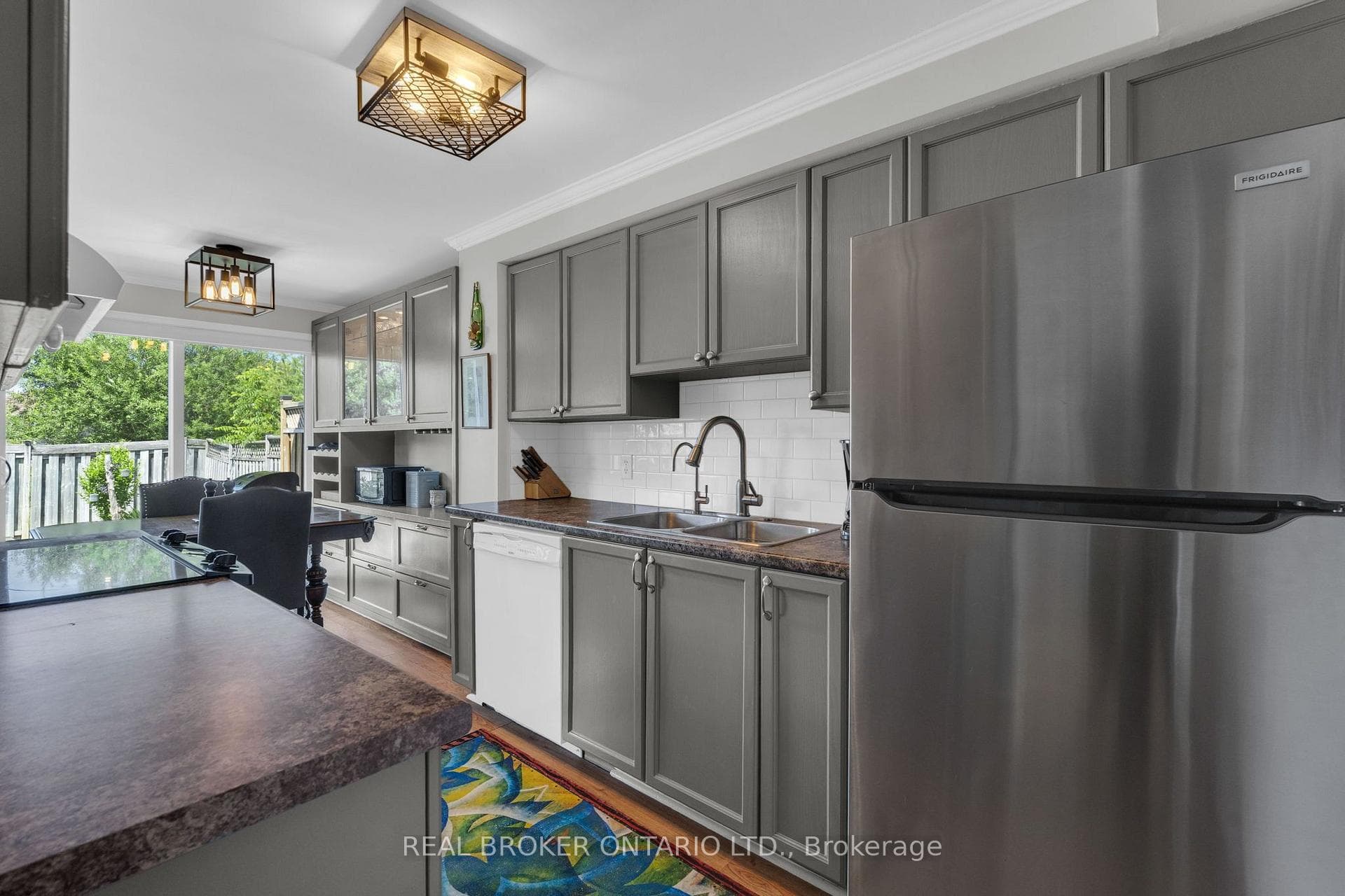 166 Tunbridge Road photo 10