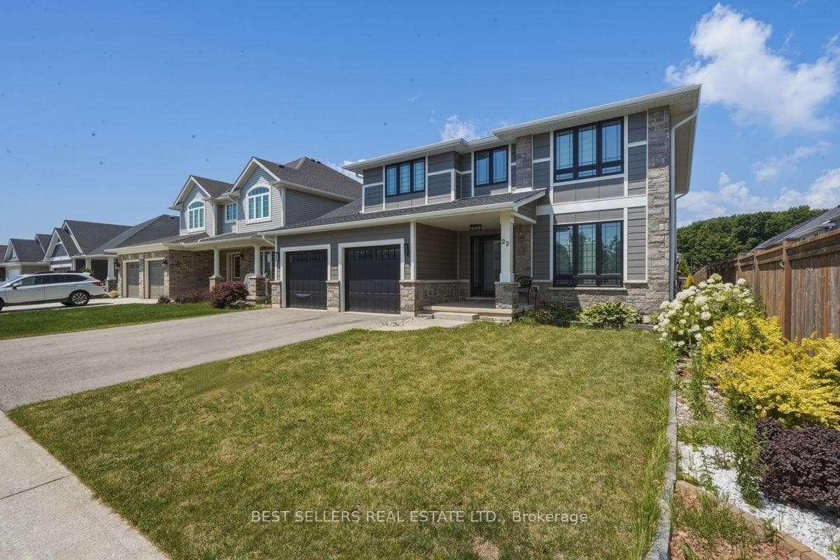 22 Weir Crescent photo 4