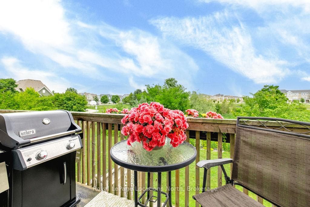 22 Berkshire Avenue photo 17