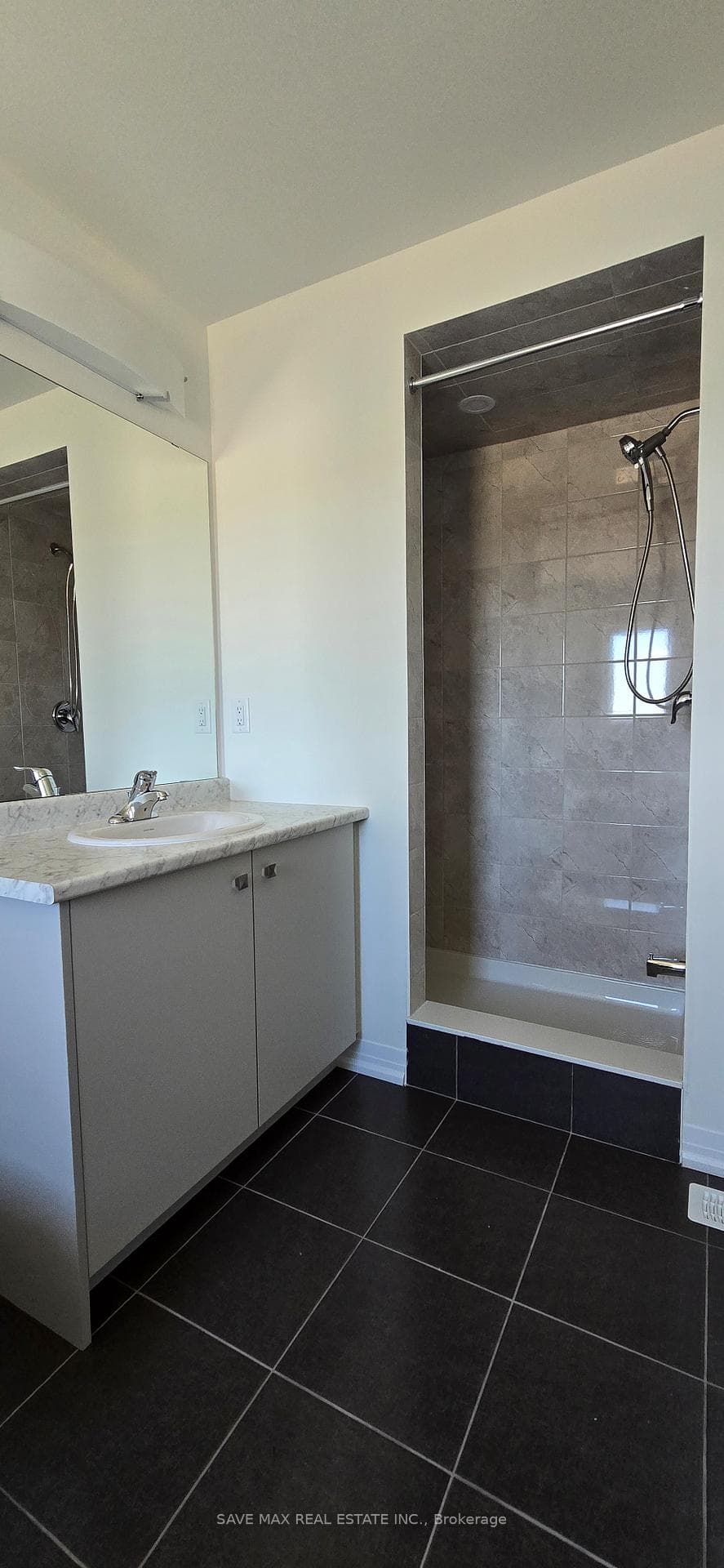 149 BRIGHTON Lane photo 21
