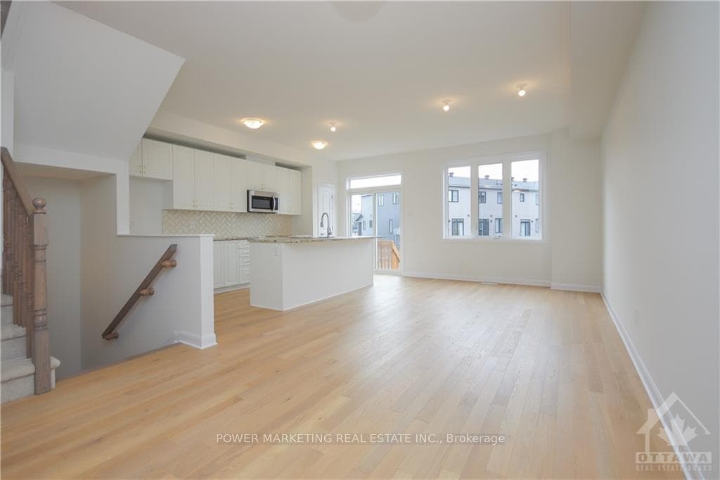 734 SEBASTIAN Street photo 7
