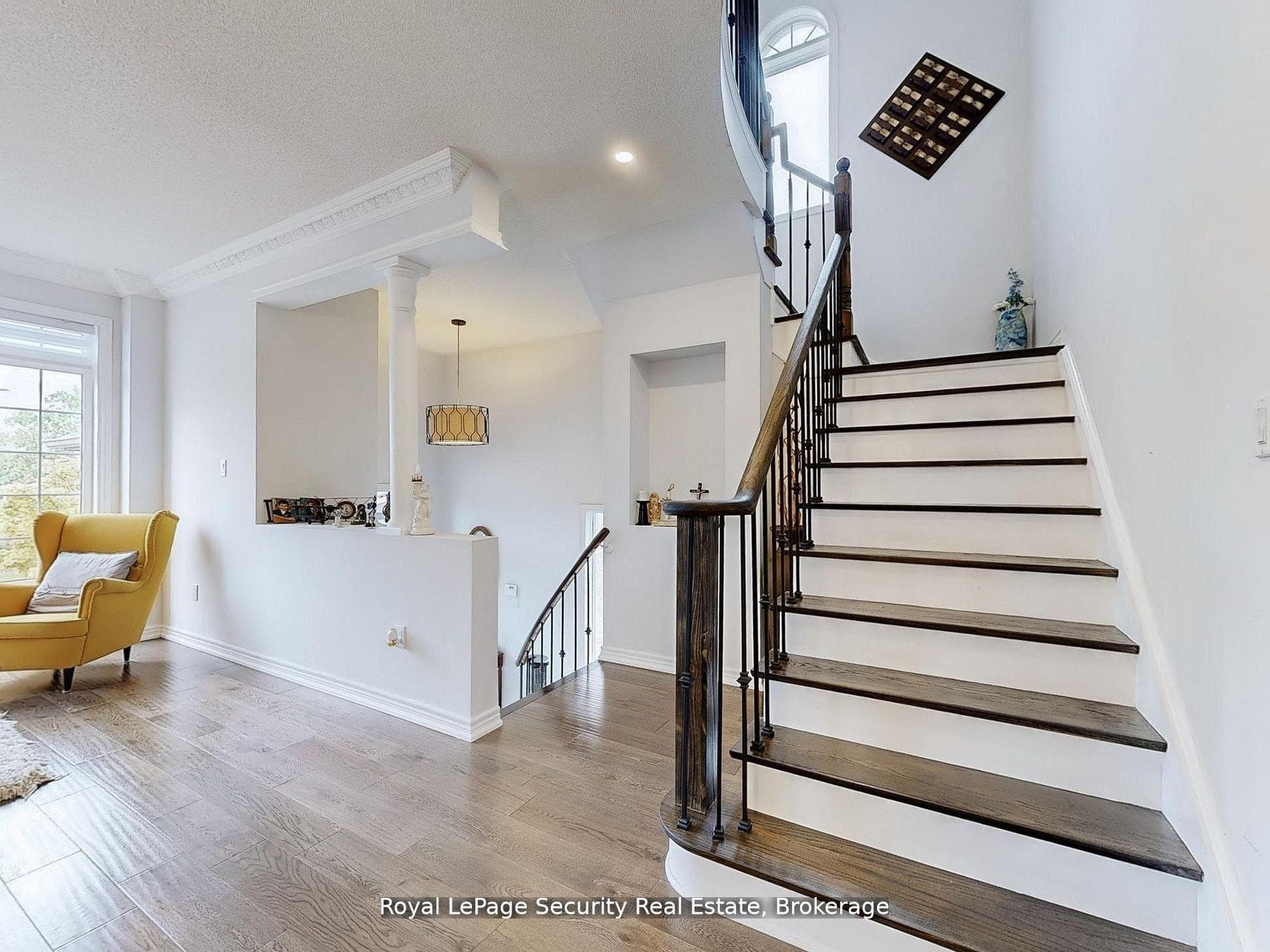 128 Daiseyfield Crescent photo 23