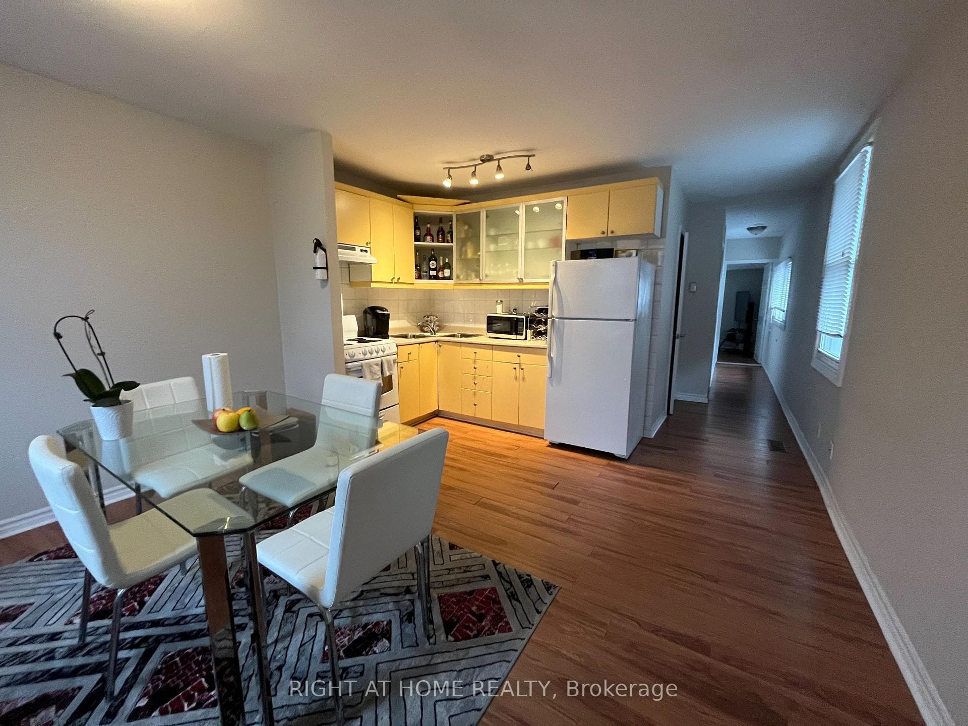 25 Lacey Avenue Unit Main photo 2