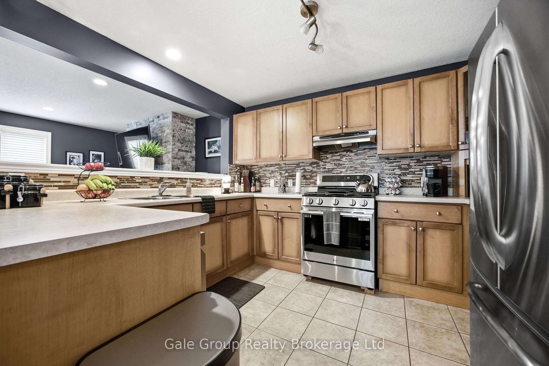 507 HUMMINGBIRD Crescent photo 10