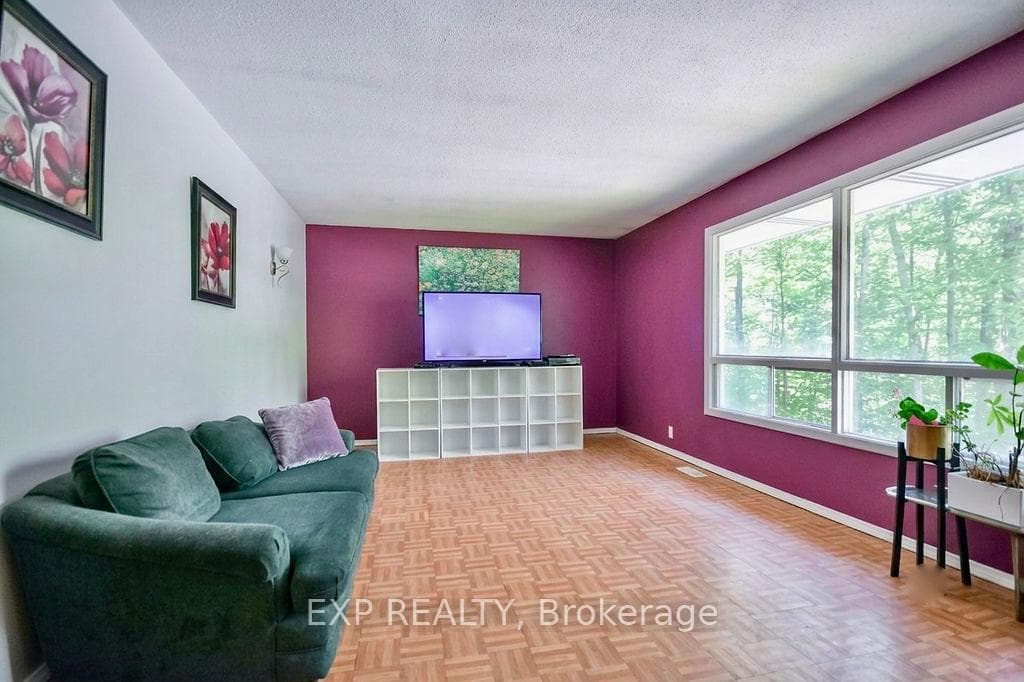 915 Vindin Street photo 5