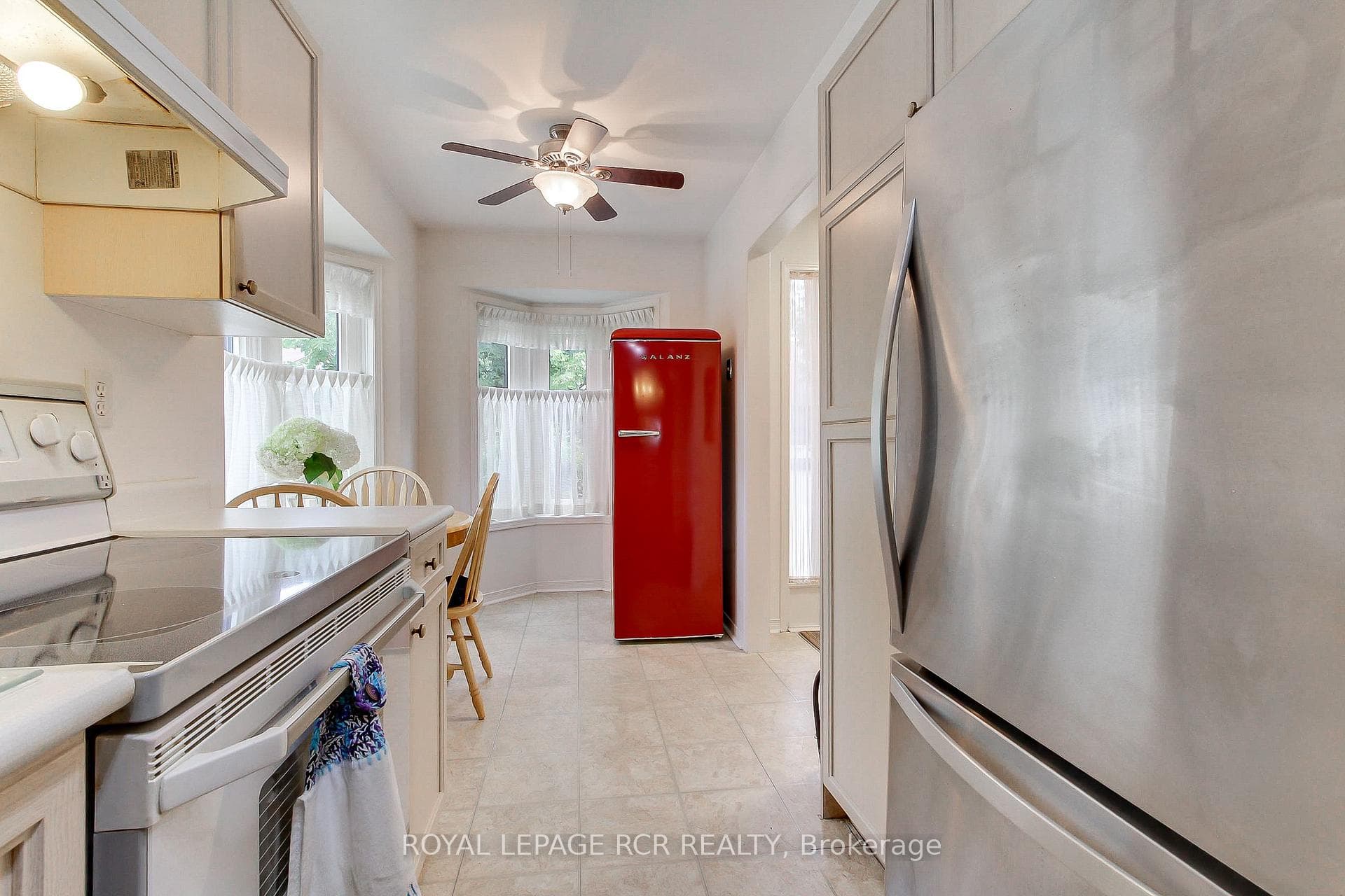 121 Green Briar Road Unit 16 photo 11