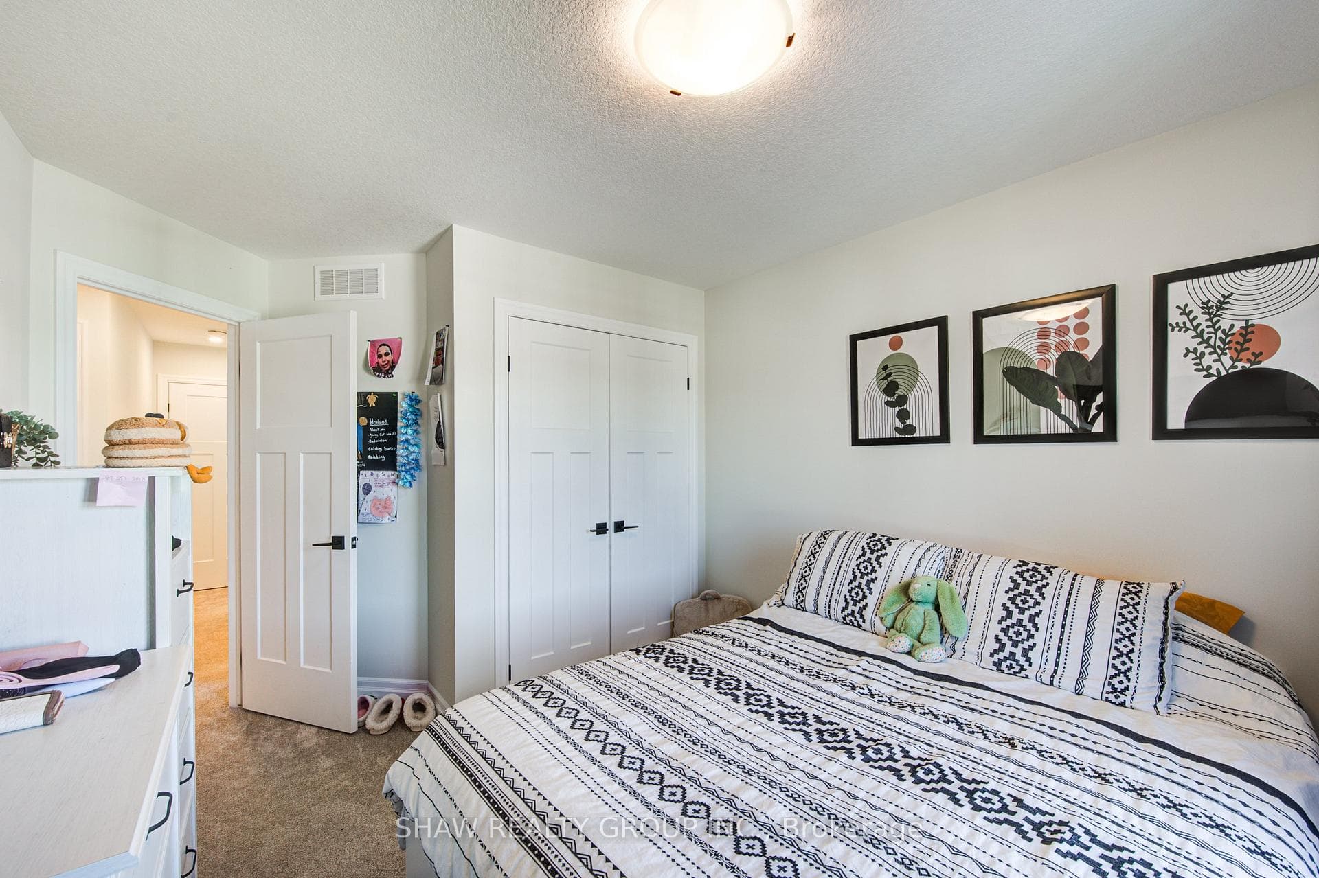 111 Livingston Drive photo 32