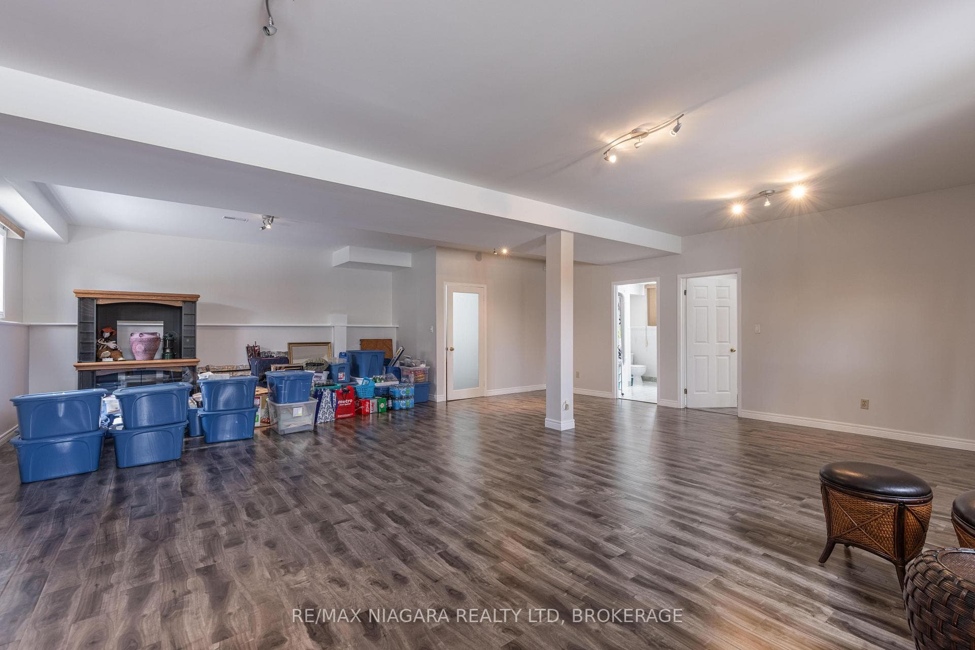 6772 Buckingham Drive photo 29