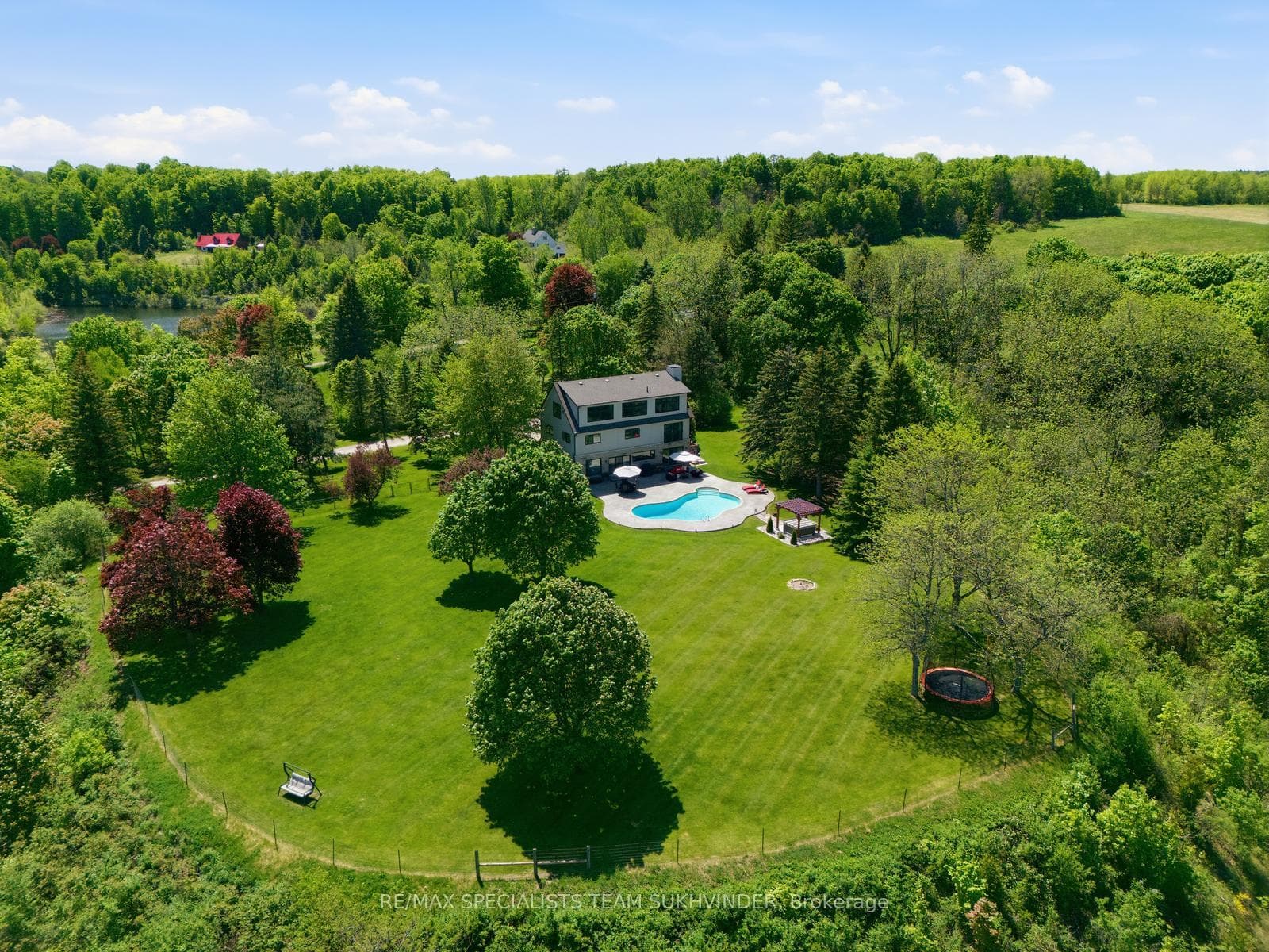 15415 Clayhill Road photo 3