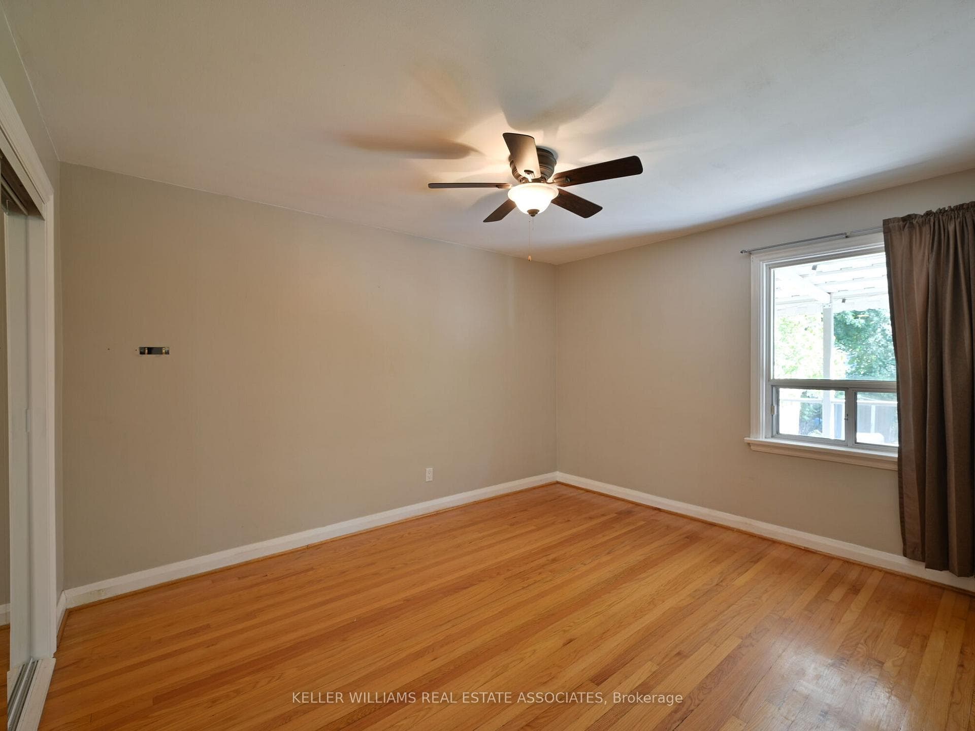 130 Prince Charles Drive Unit Main photo 15