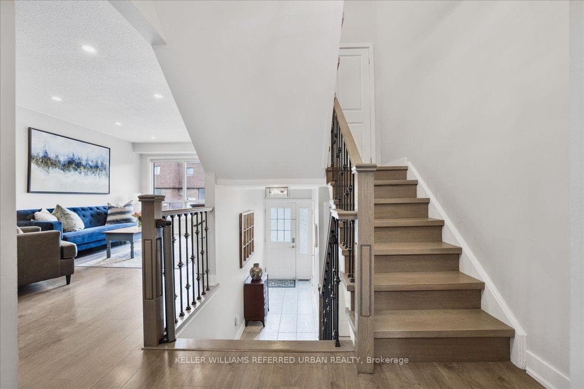 51 Stately Way photo 27