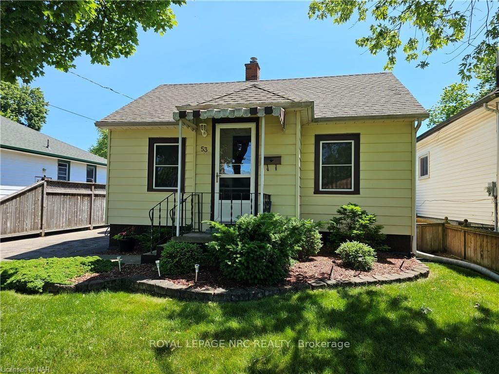 53 WHITE Avenue photo 1