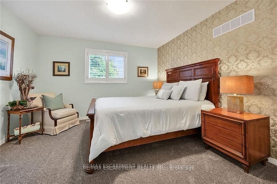 15 Pelham Drive photo 31