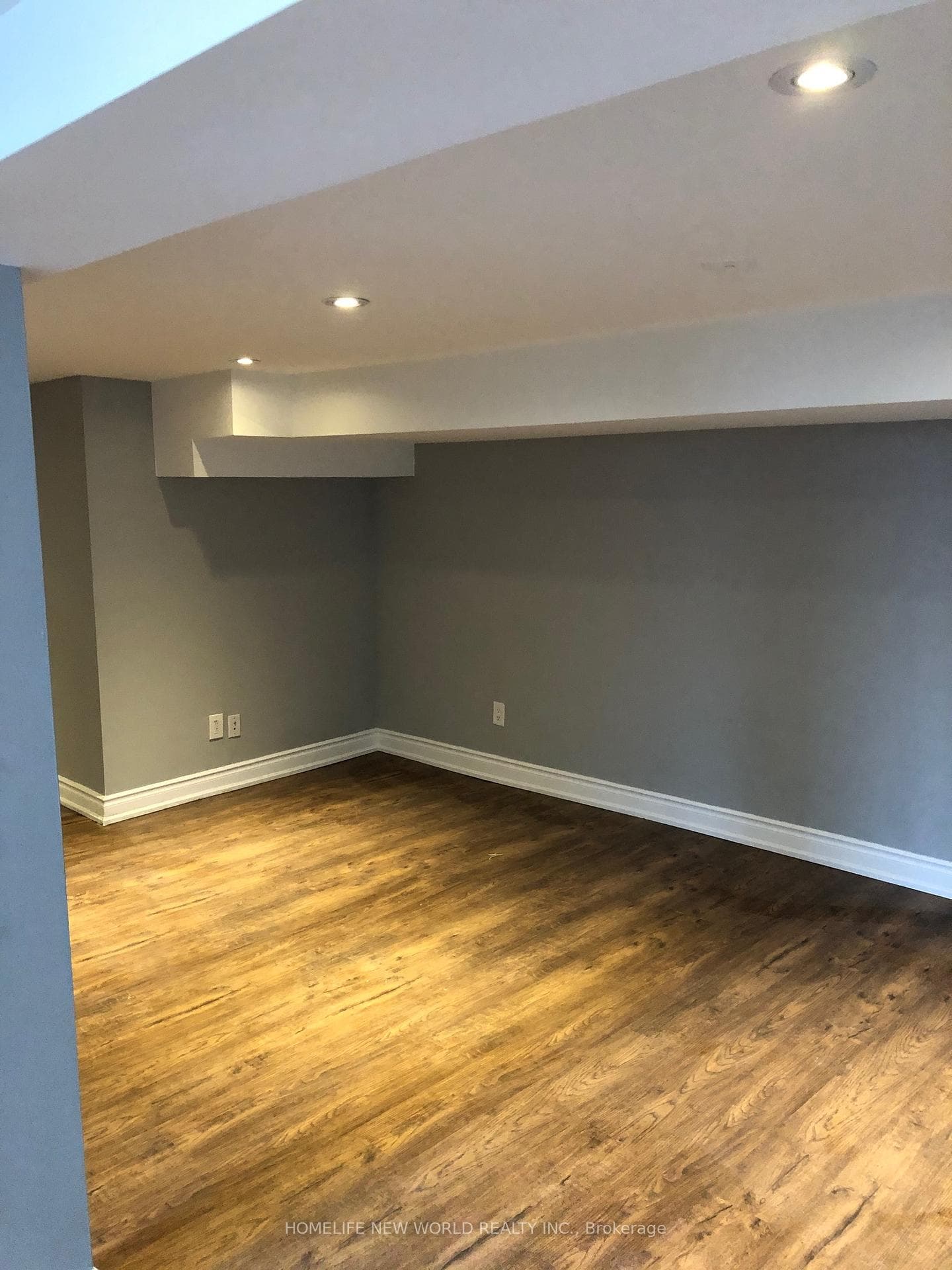 242 Alsace Road photo 2