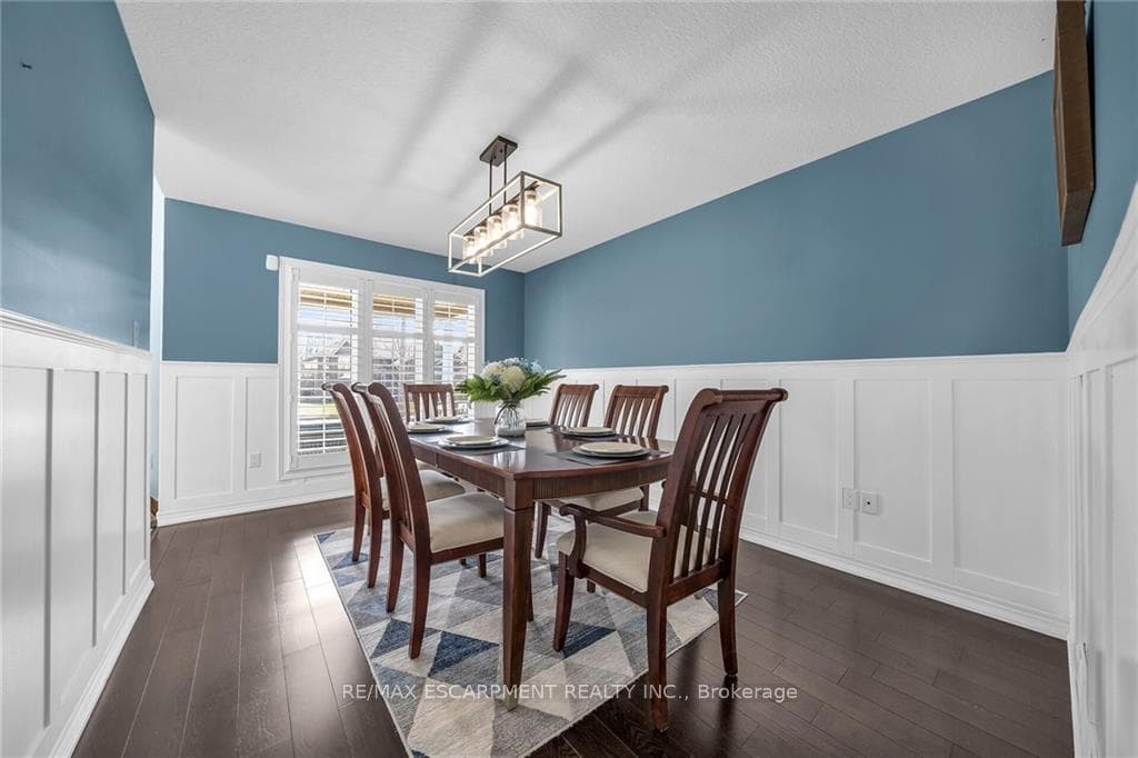 74 Oakdale Boulevard photo 13