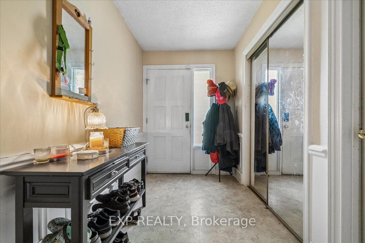 80 Maclennan Avenue photo 27