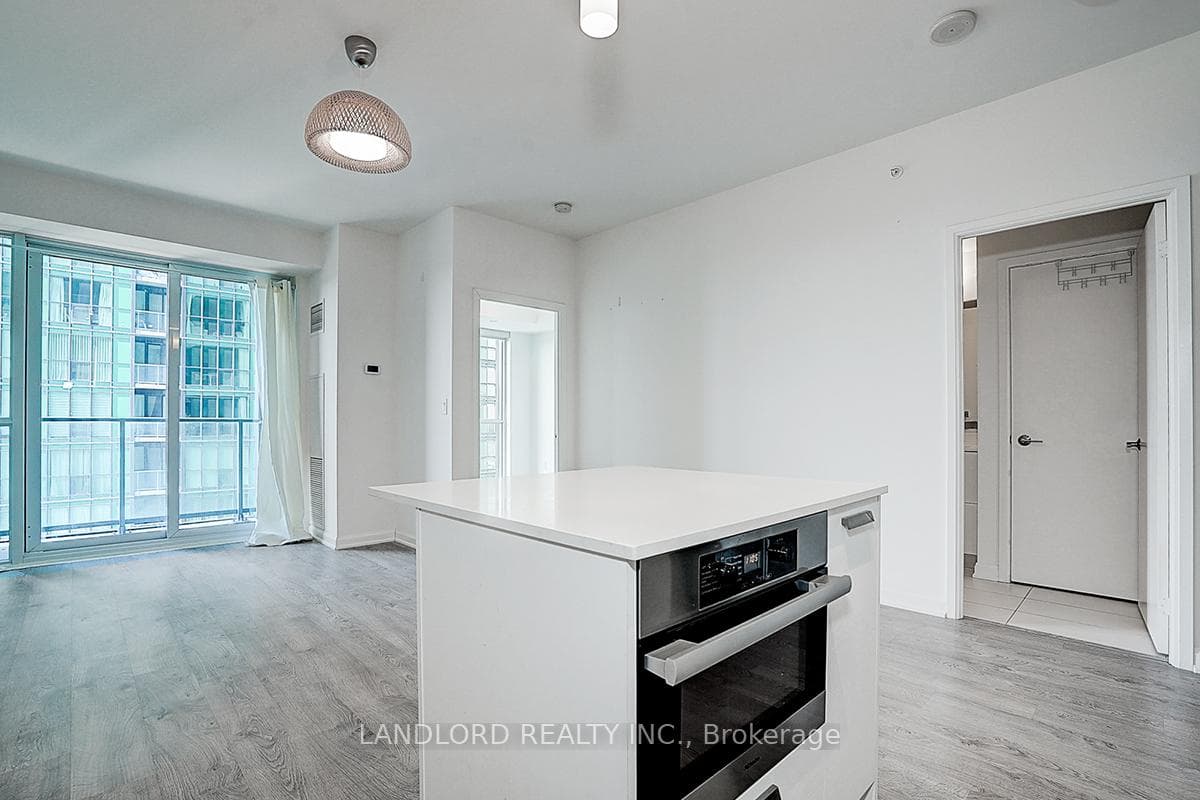 9 Bogert Avenue Unit 1804 photo 25