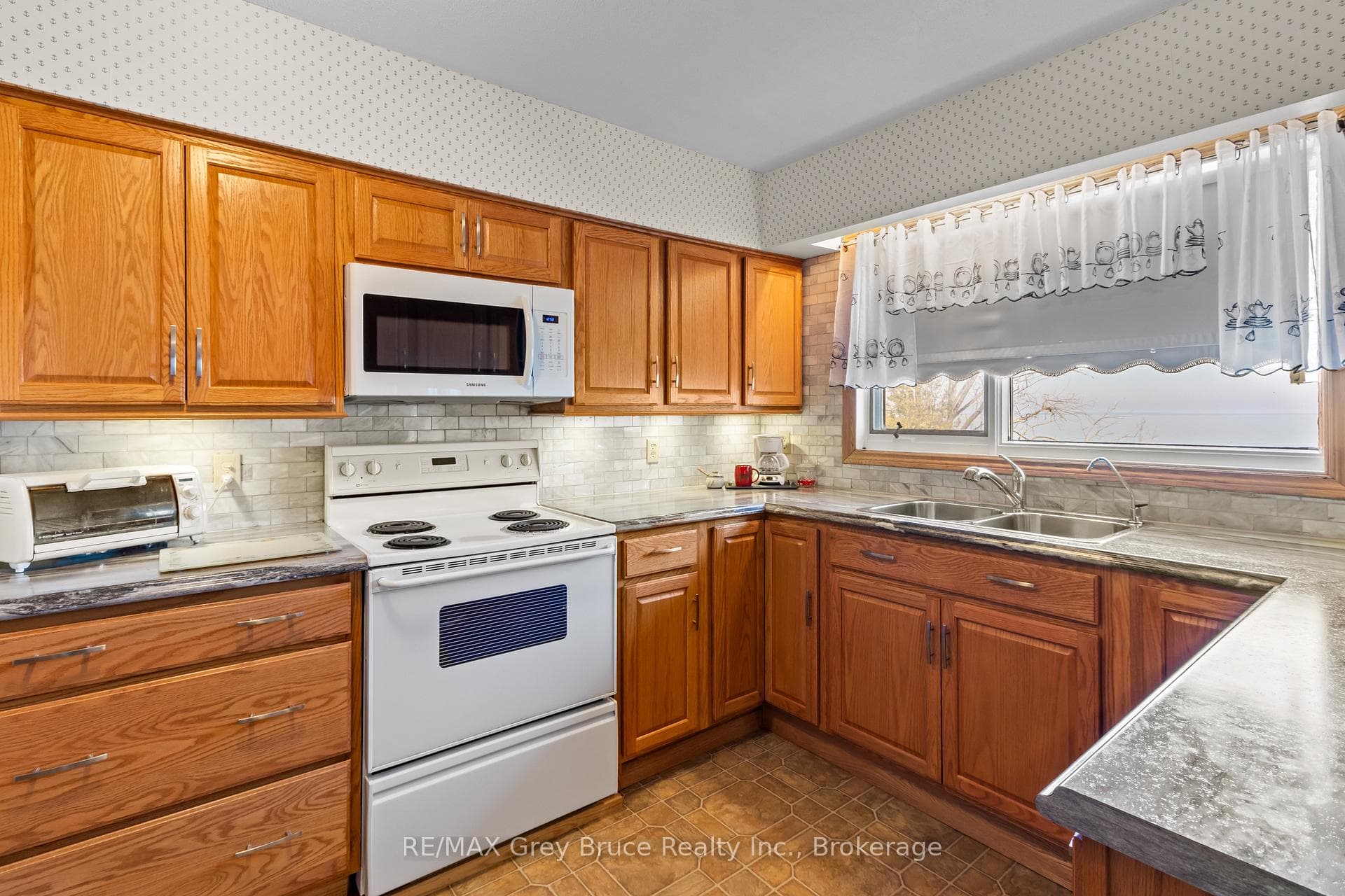 102 Carter Road photo 10