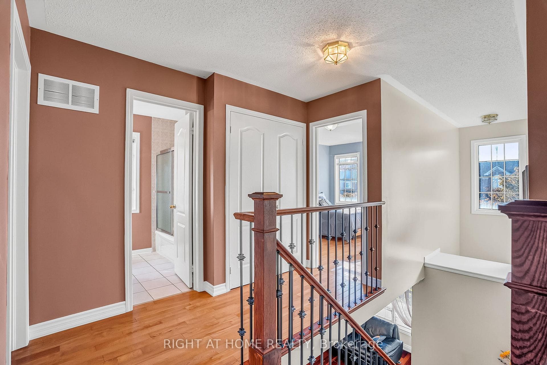 421 John Deisman Boulevard photo 32